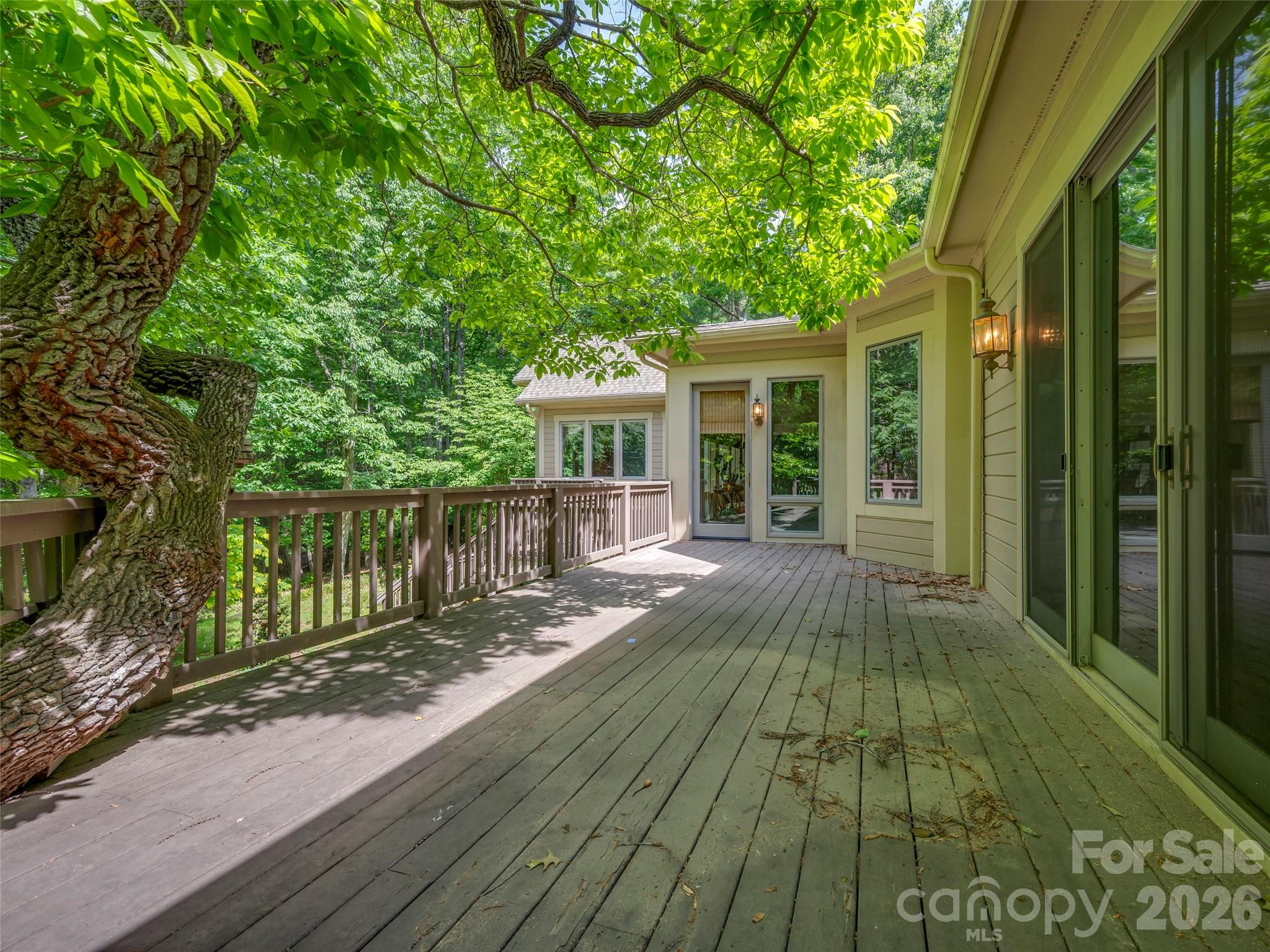 110 Little Cherokee Ridge Property Photo 37