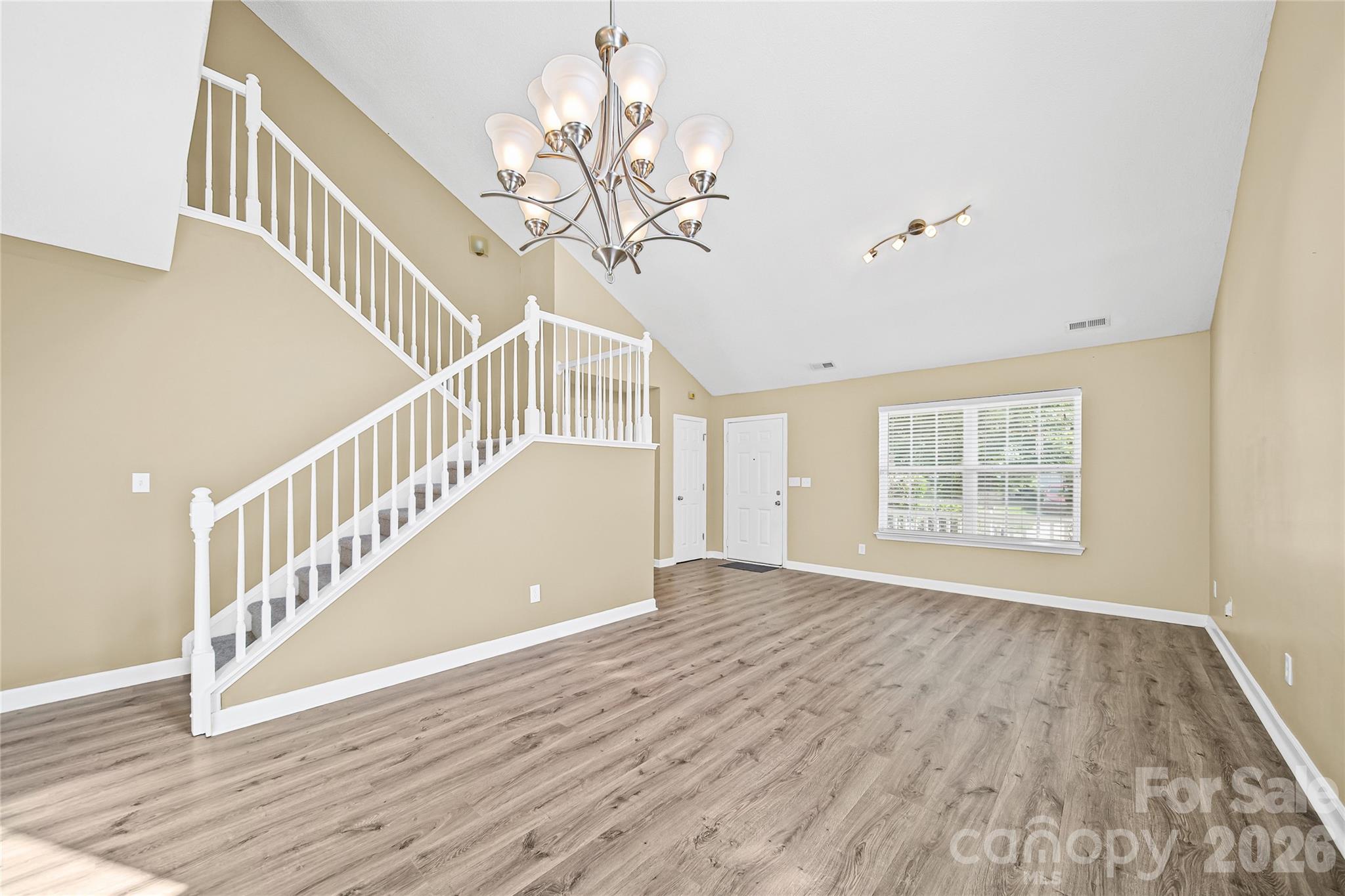 9233 Simonton Drive