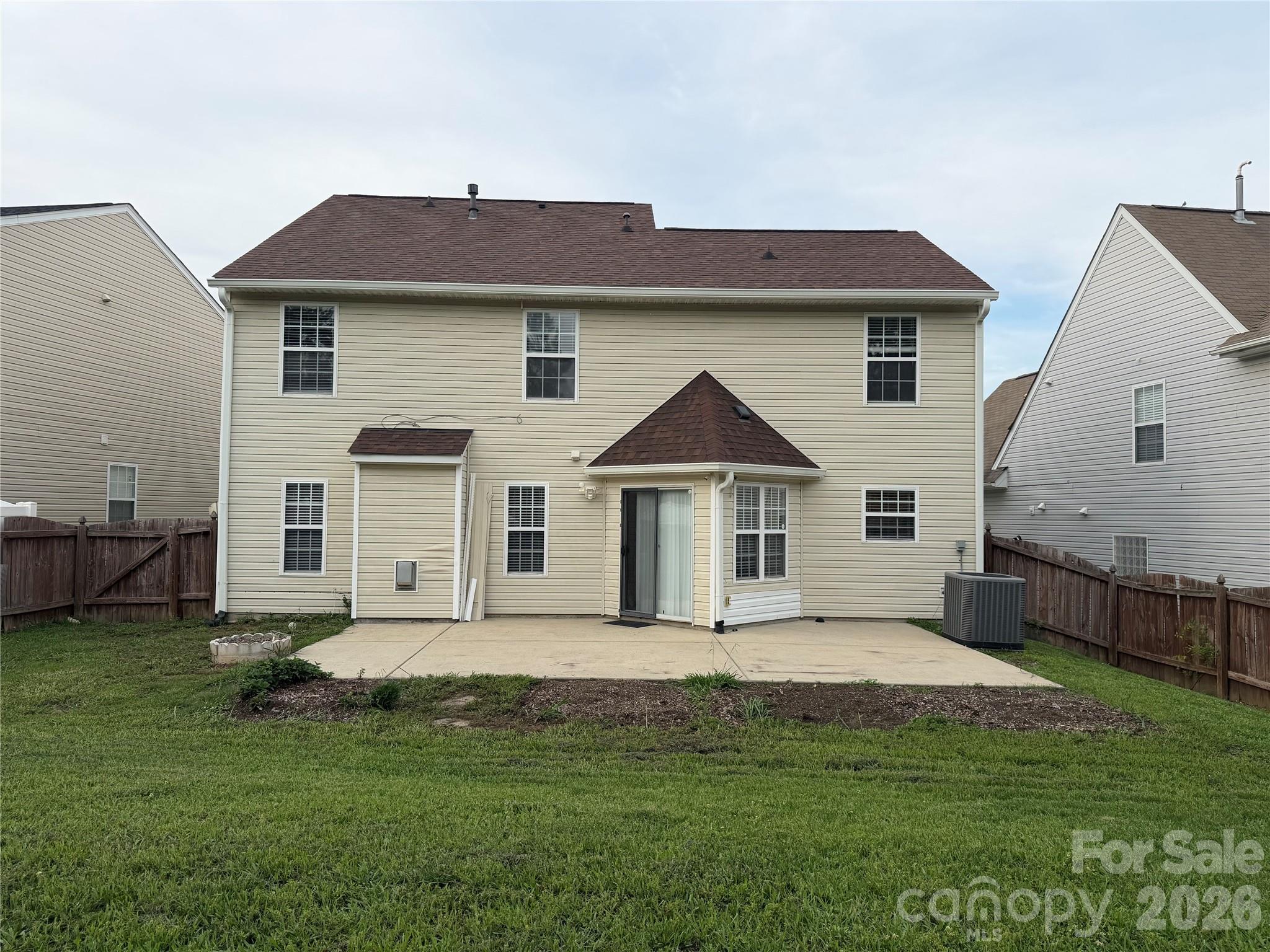 9233 Simonton Drive Property Photo 7