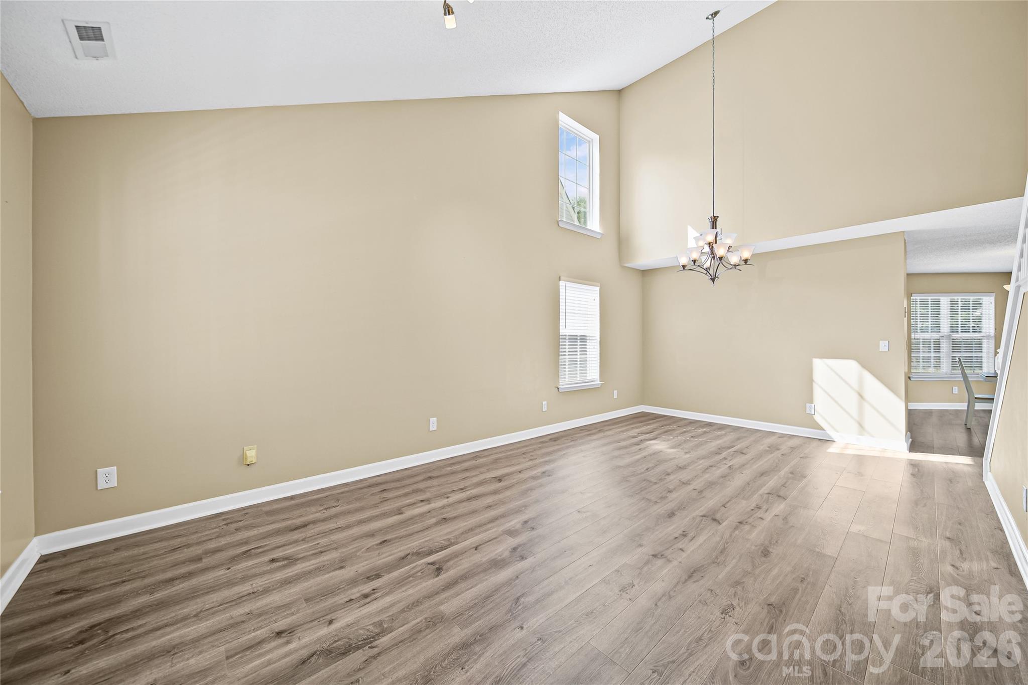 9233 Simonton Drive Property Photo 10