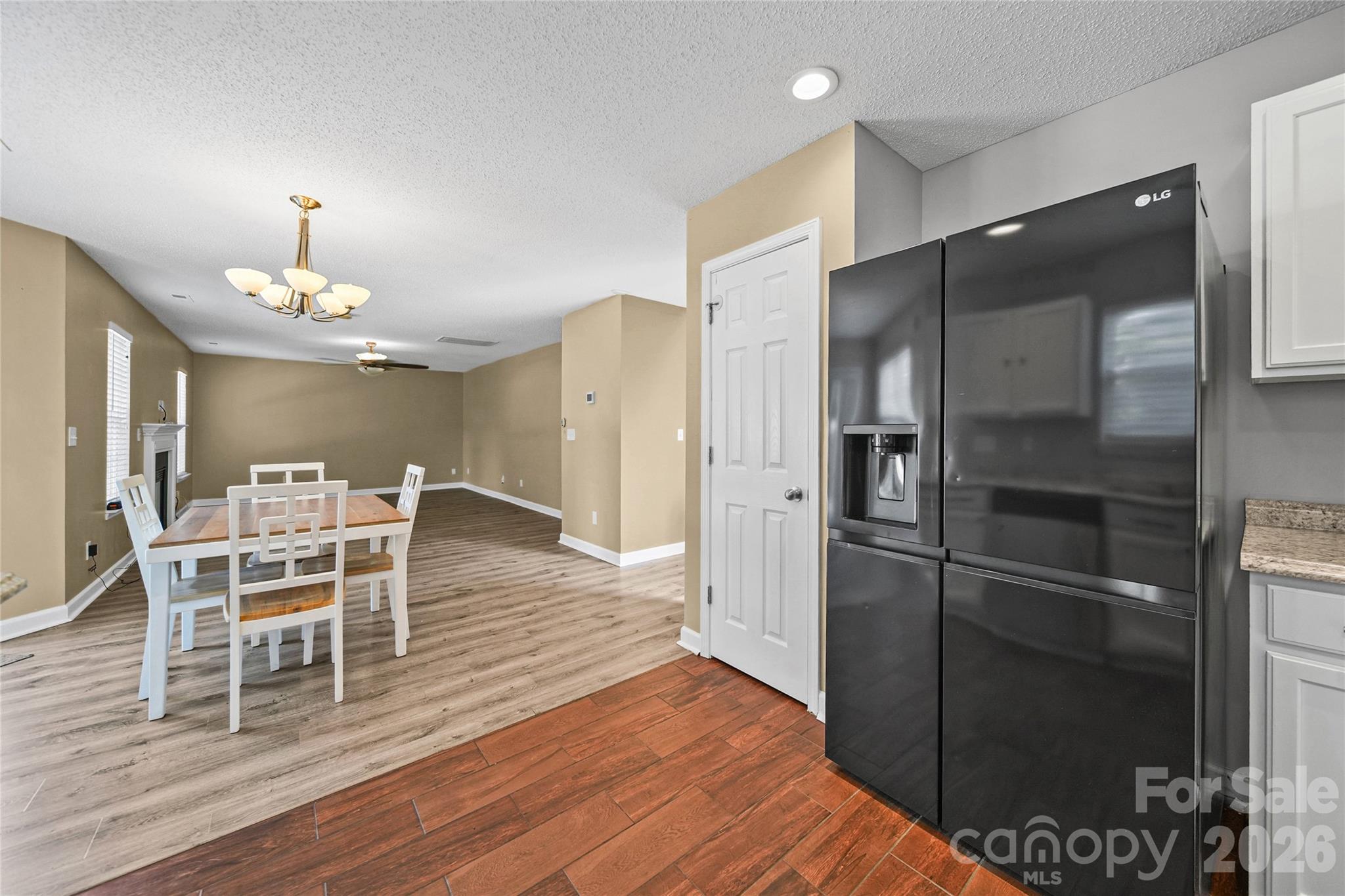9233 Simonton Drive Property Photo 15