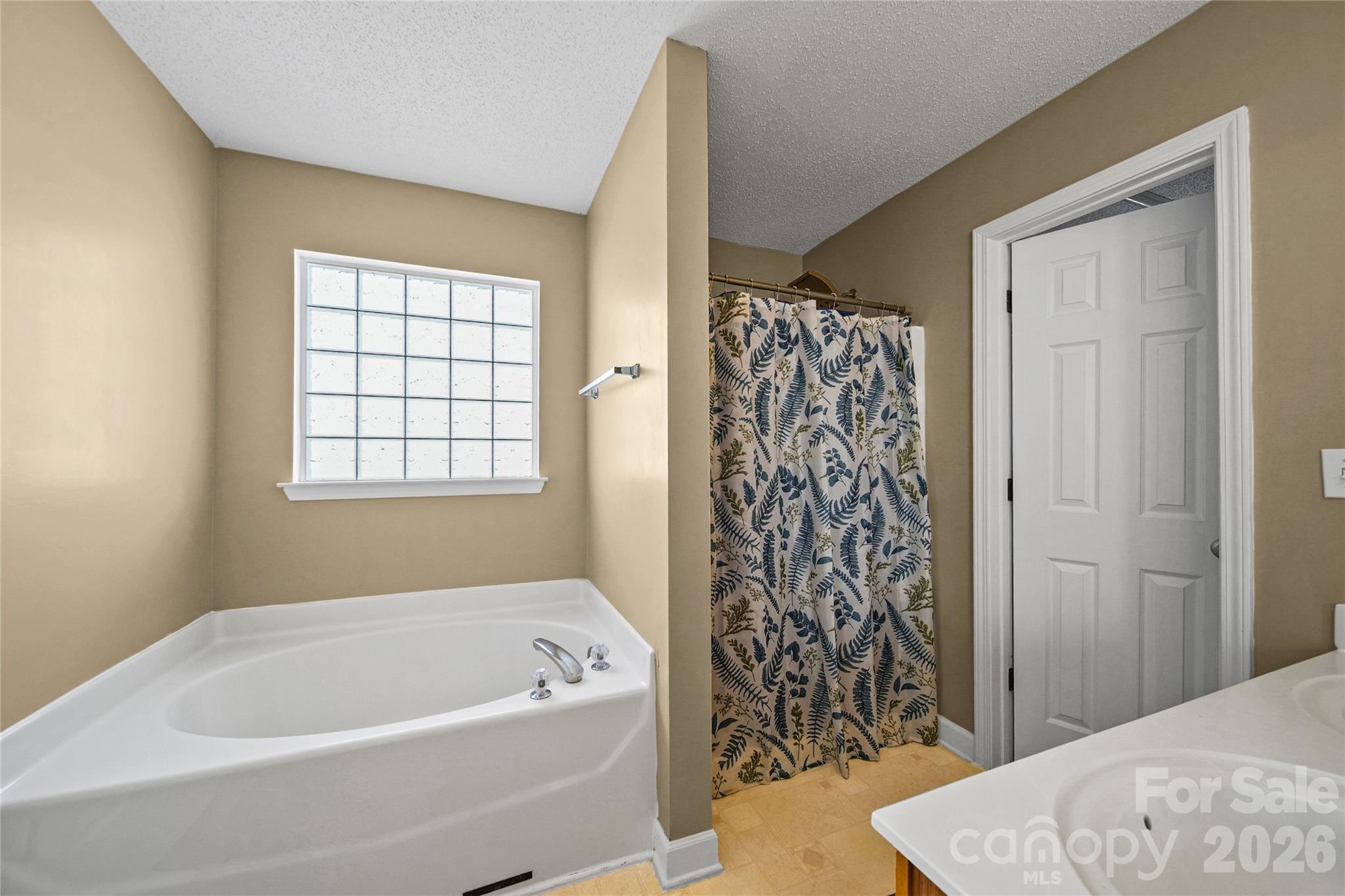 9233 Simonton Drive Property Photo 22