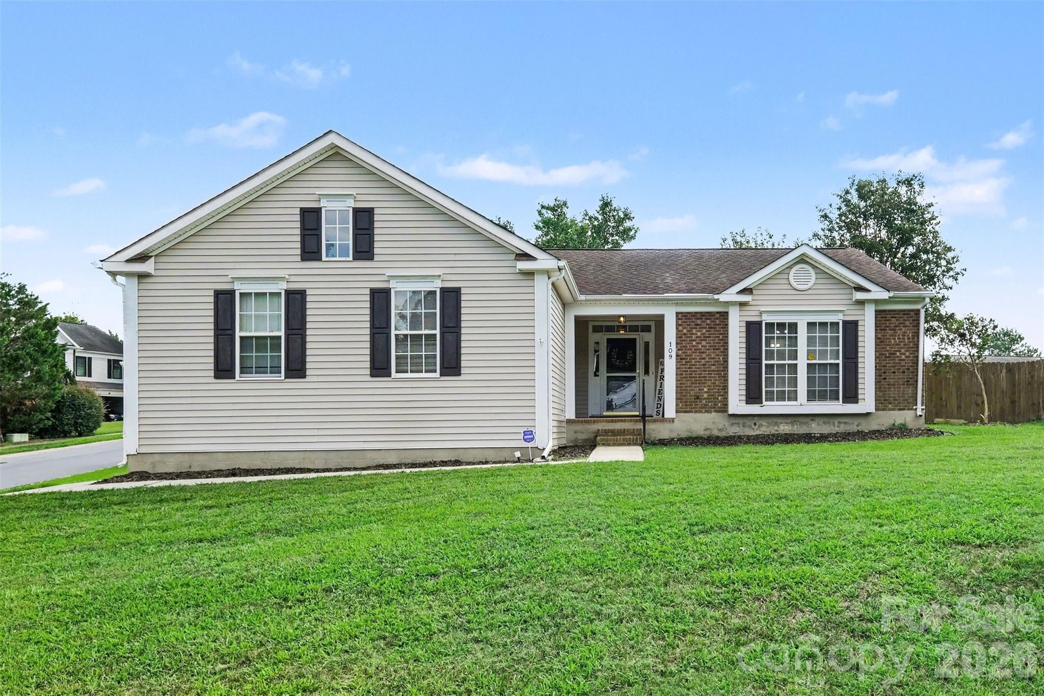 109 Brookstone Drive Property Photo 2