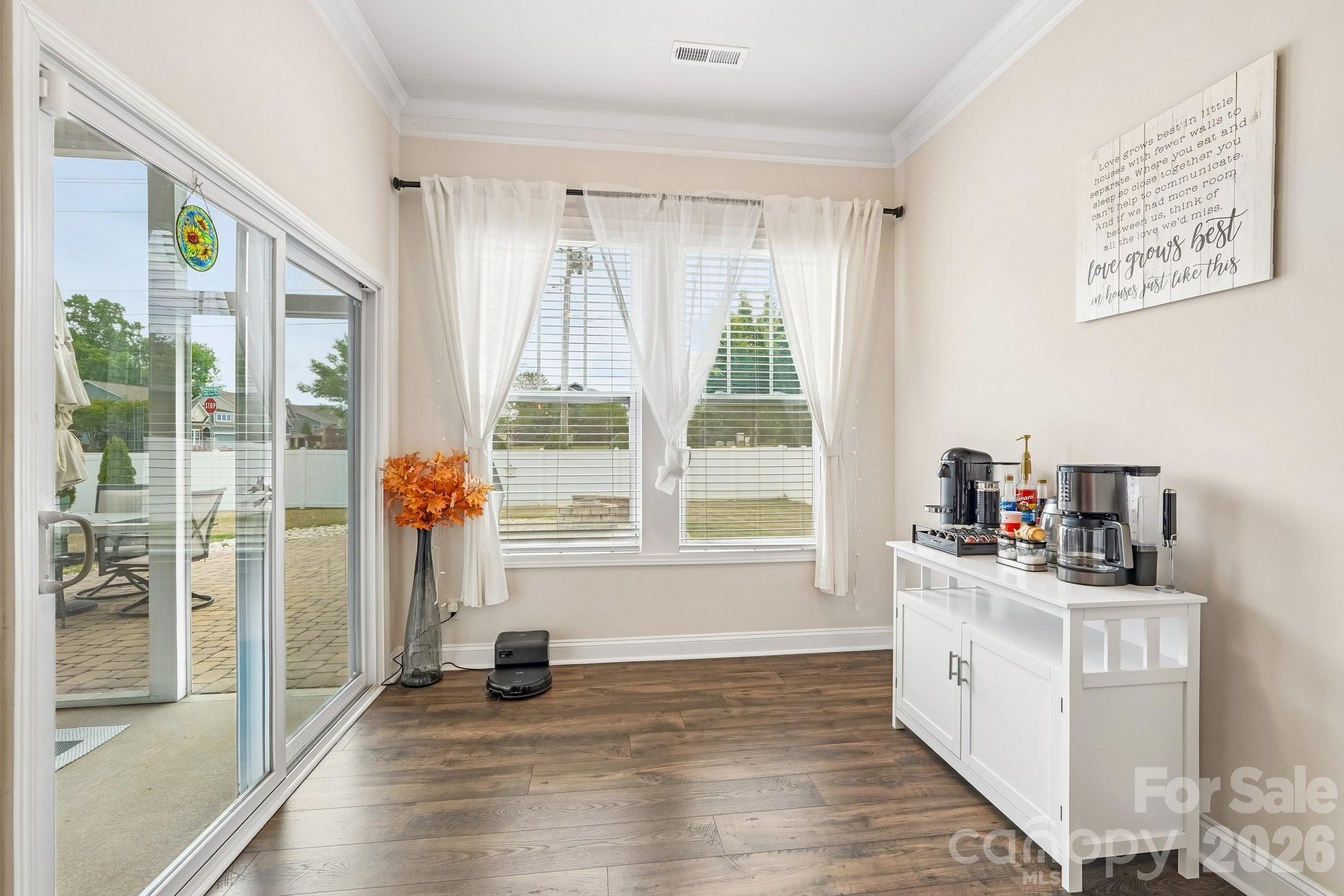 103 Cup Chase Drive Property Photo 11