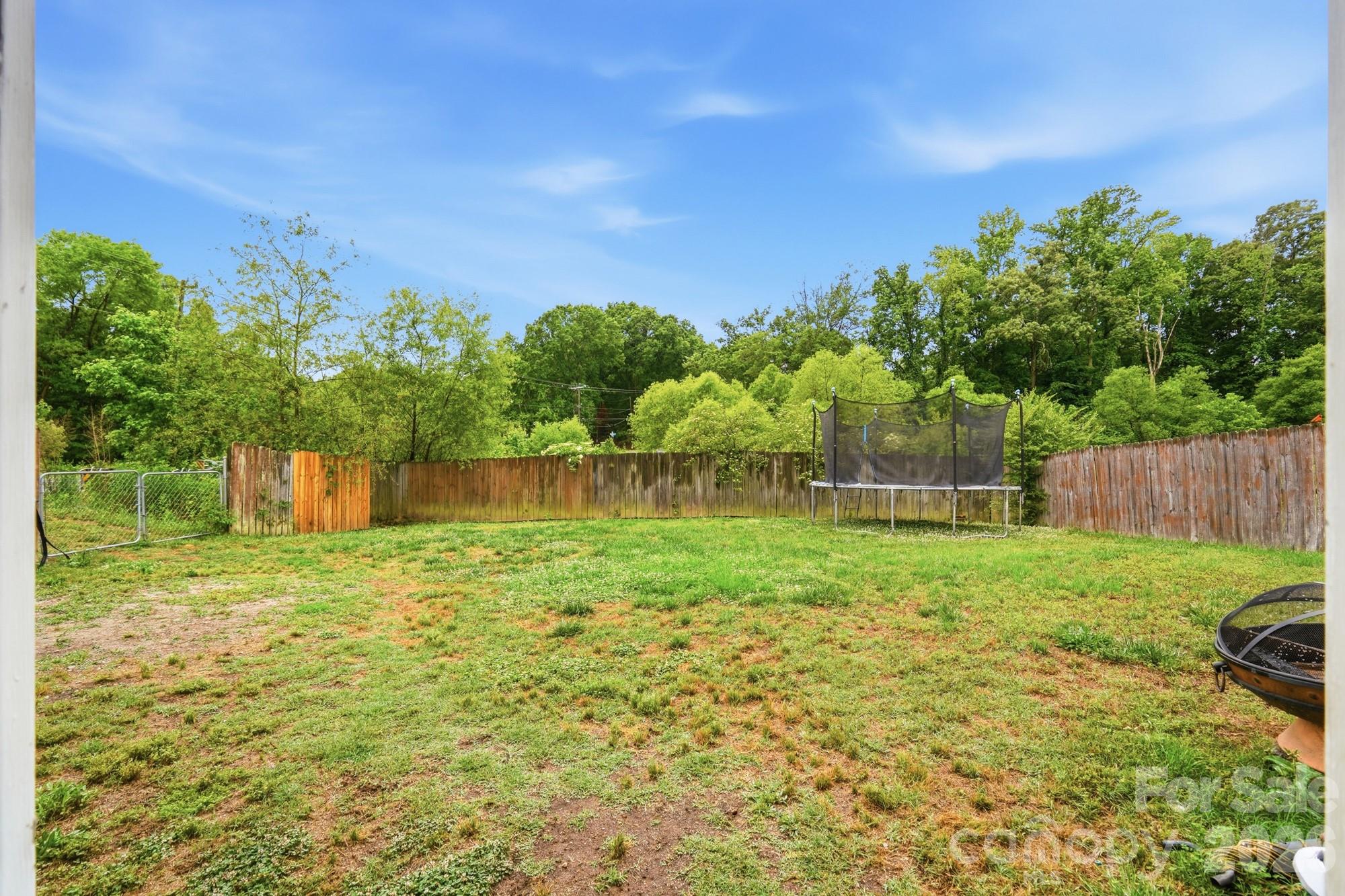 1114 Lakeview Street Property Photo 26