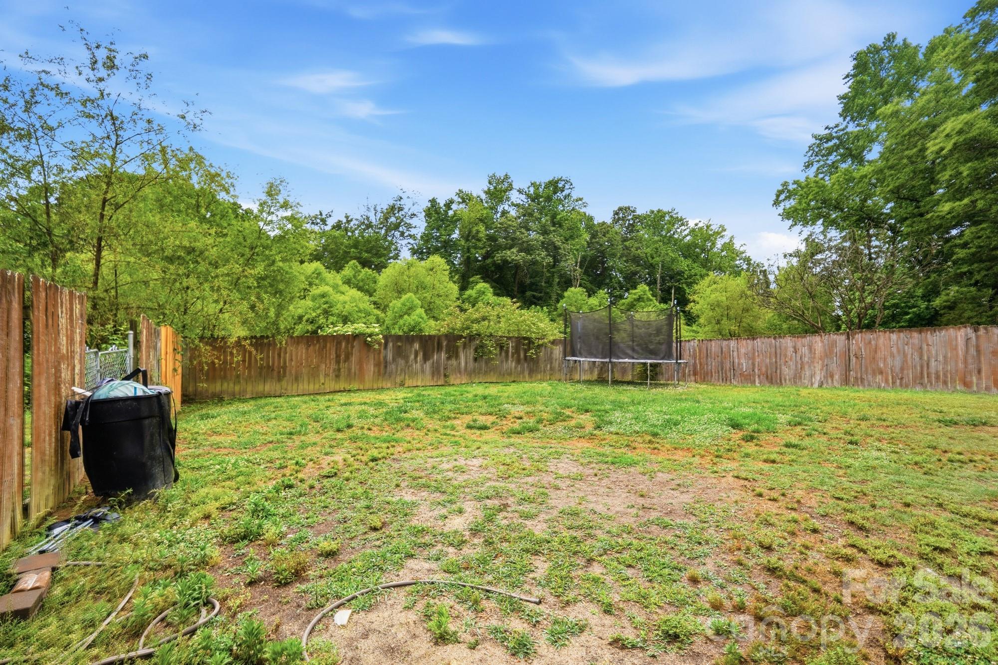 1114 Lakeview Street Property Photo 31