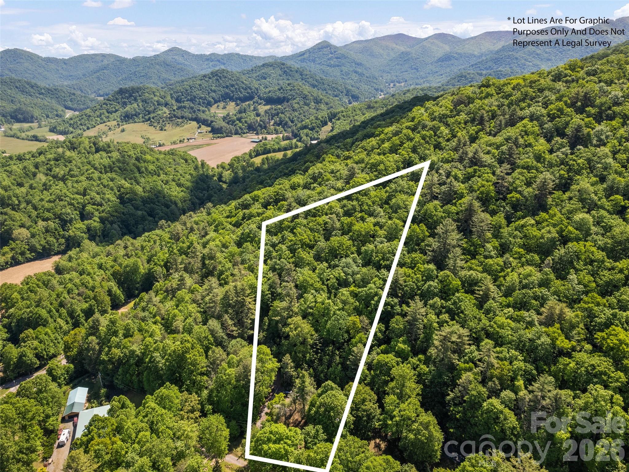 102 Serenity Lane Property Photo 6