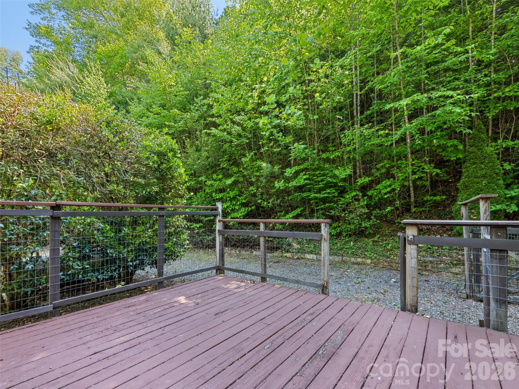 102 Serenity Lane Property Photo 34