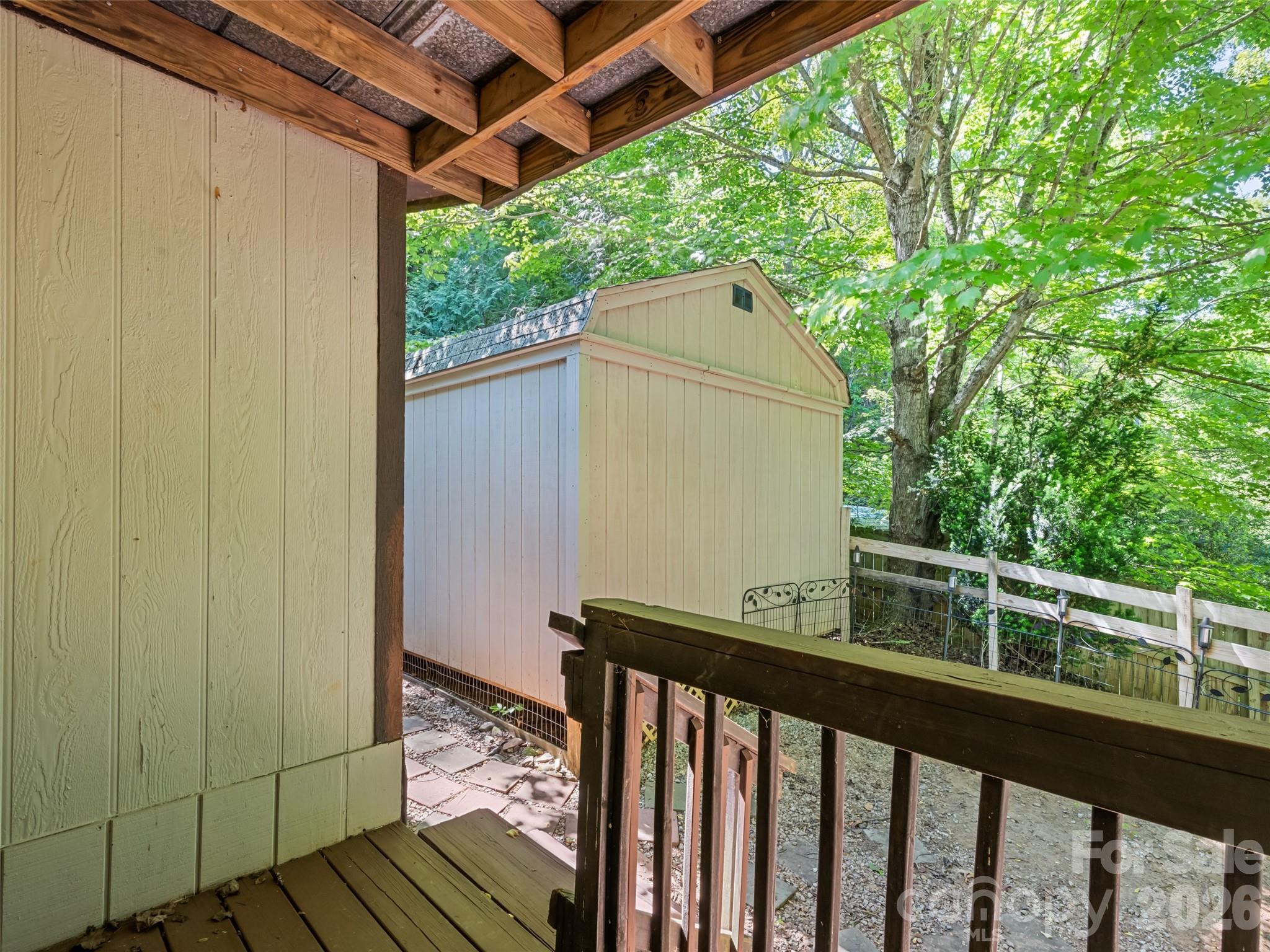 102 Serenity Lane Property Photo 35