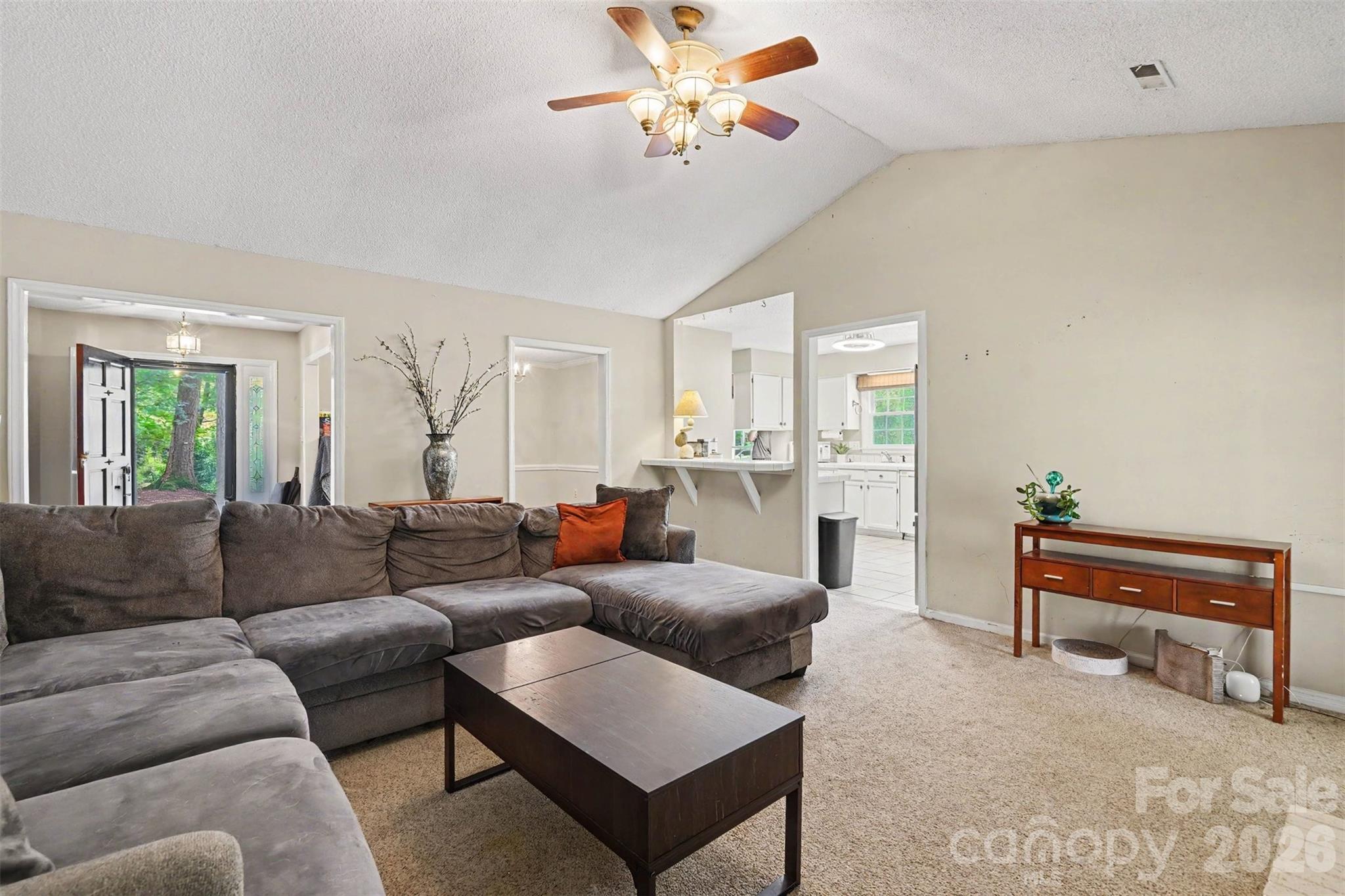 4300 Saxonbury Way Property Photo 16