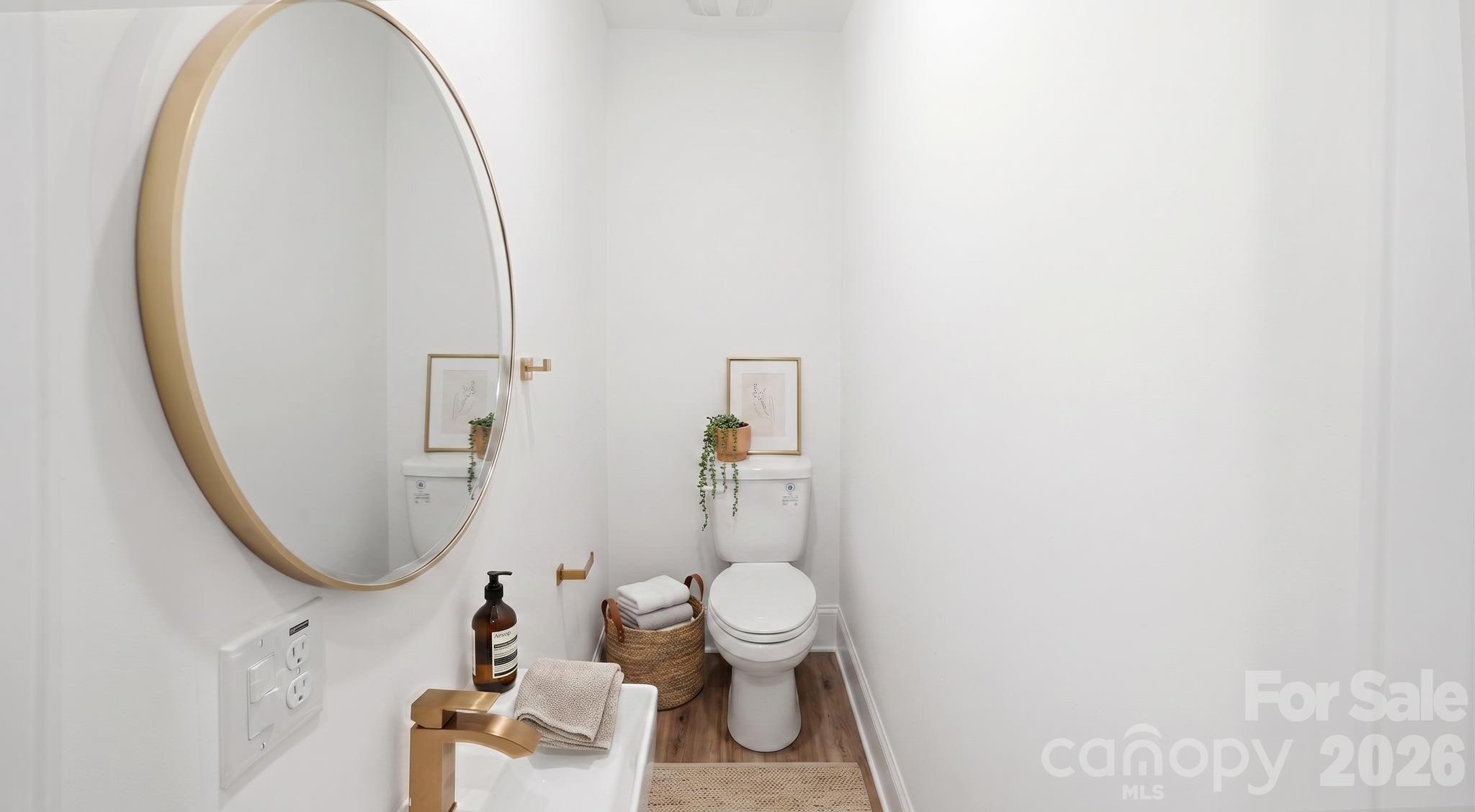 825 Breezewood Drive Property Photo 22