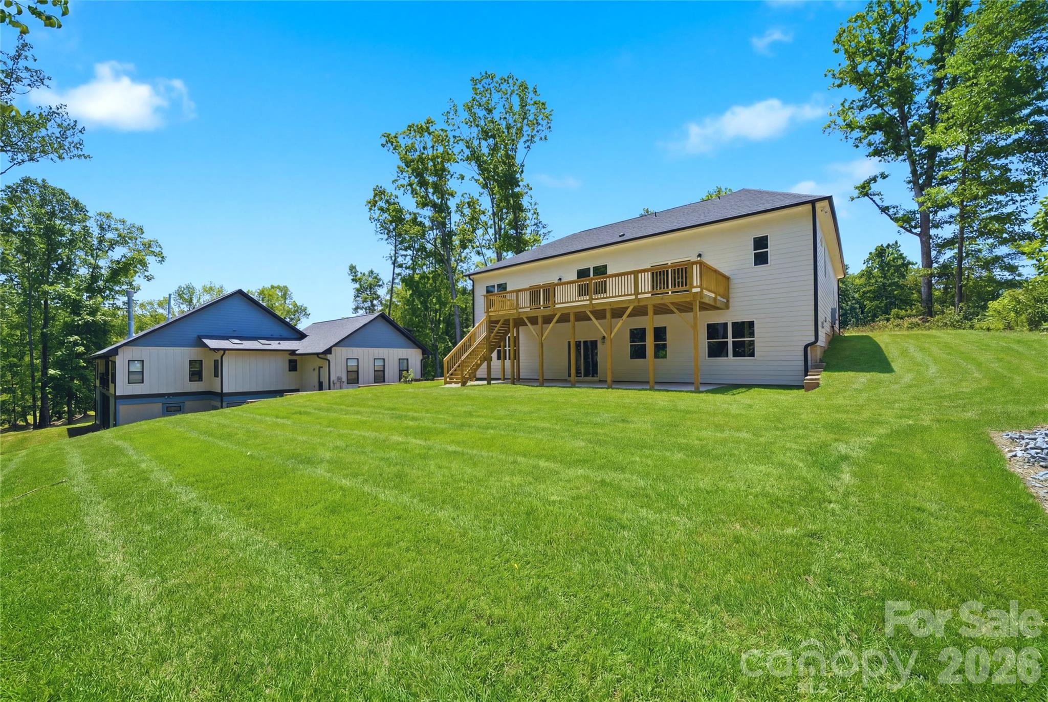 825 Breezewood Drive Property Photo 36