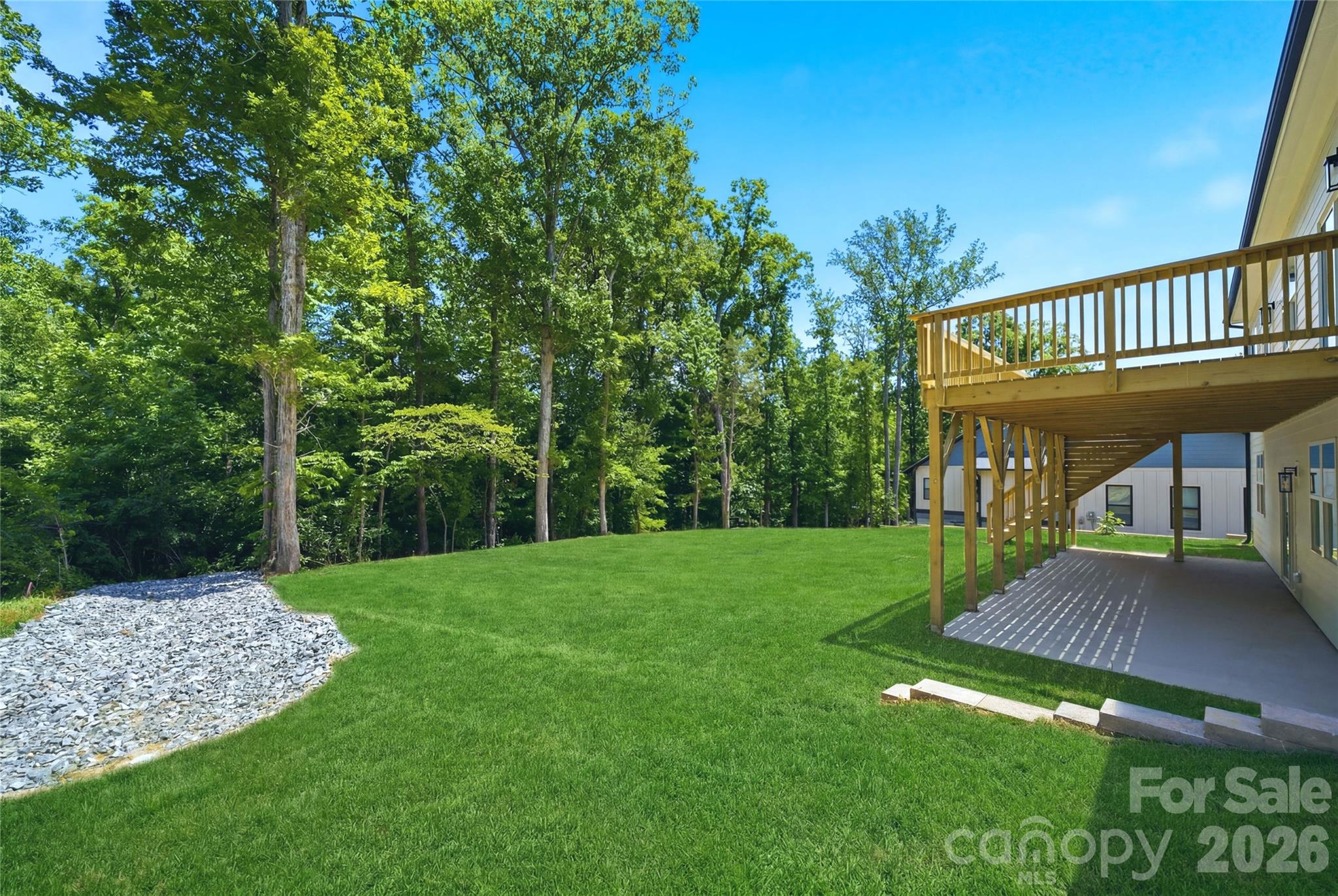 825 Breezewood Drive Property Photo 40