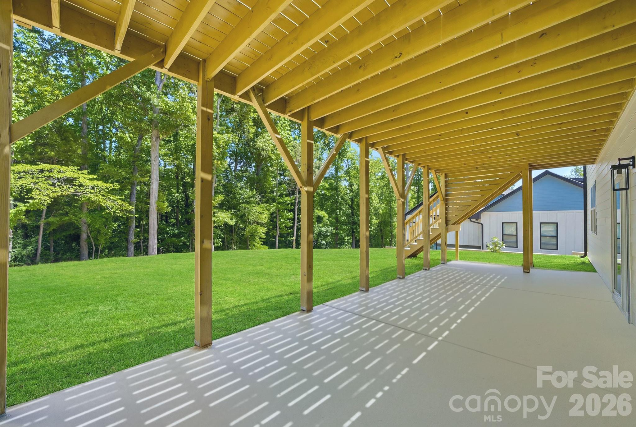 825 Breezewood Drive Property Photo 41
