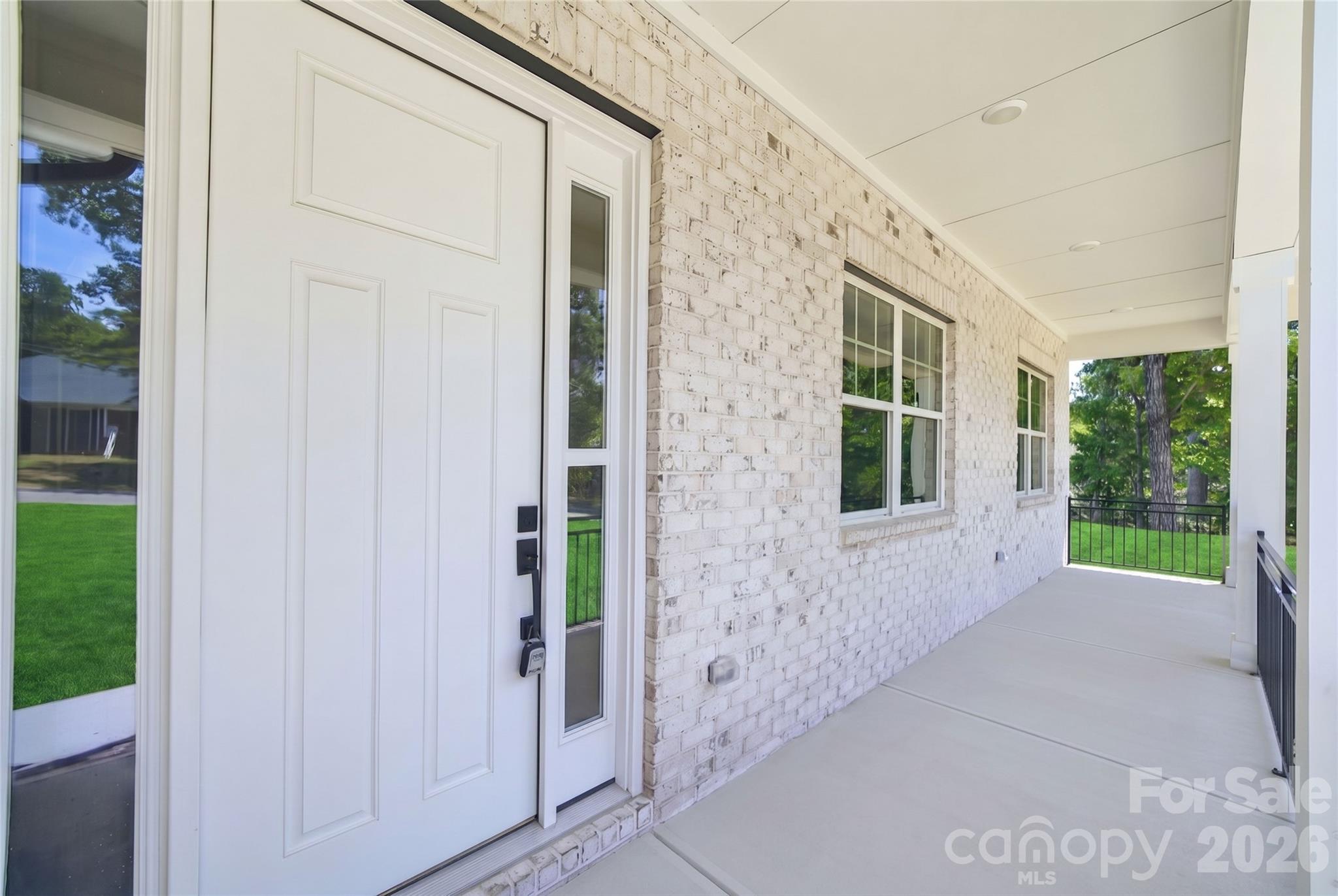825 Breezewood Drive Property Photo 42