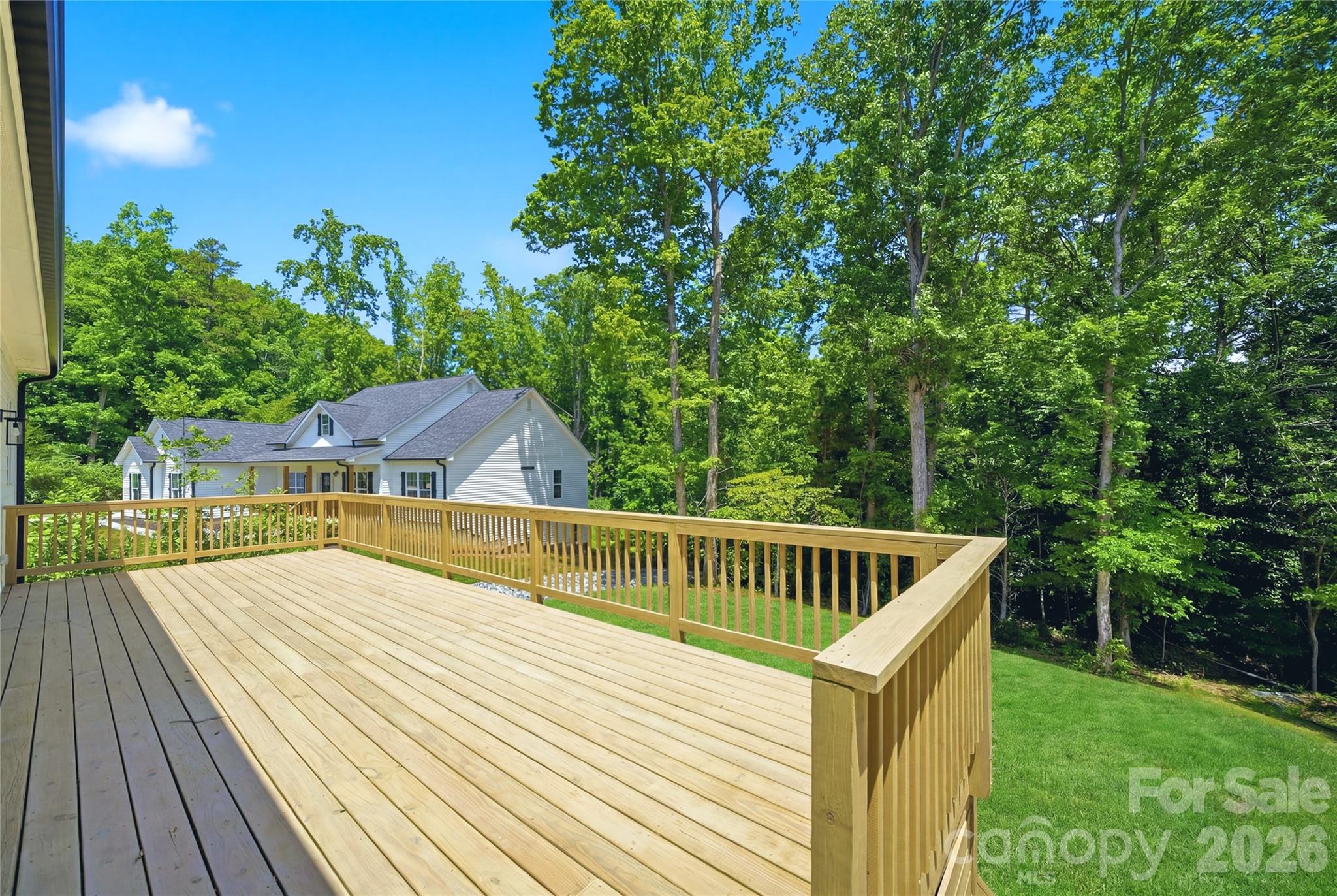 825 Breezewood Drive Property Photo 45