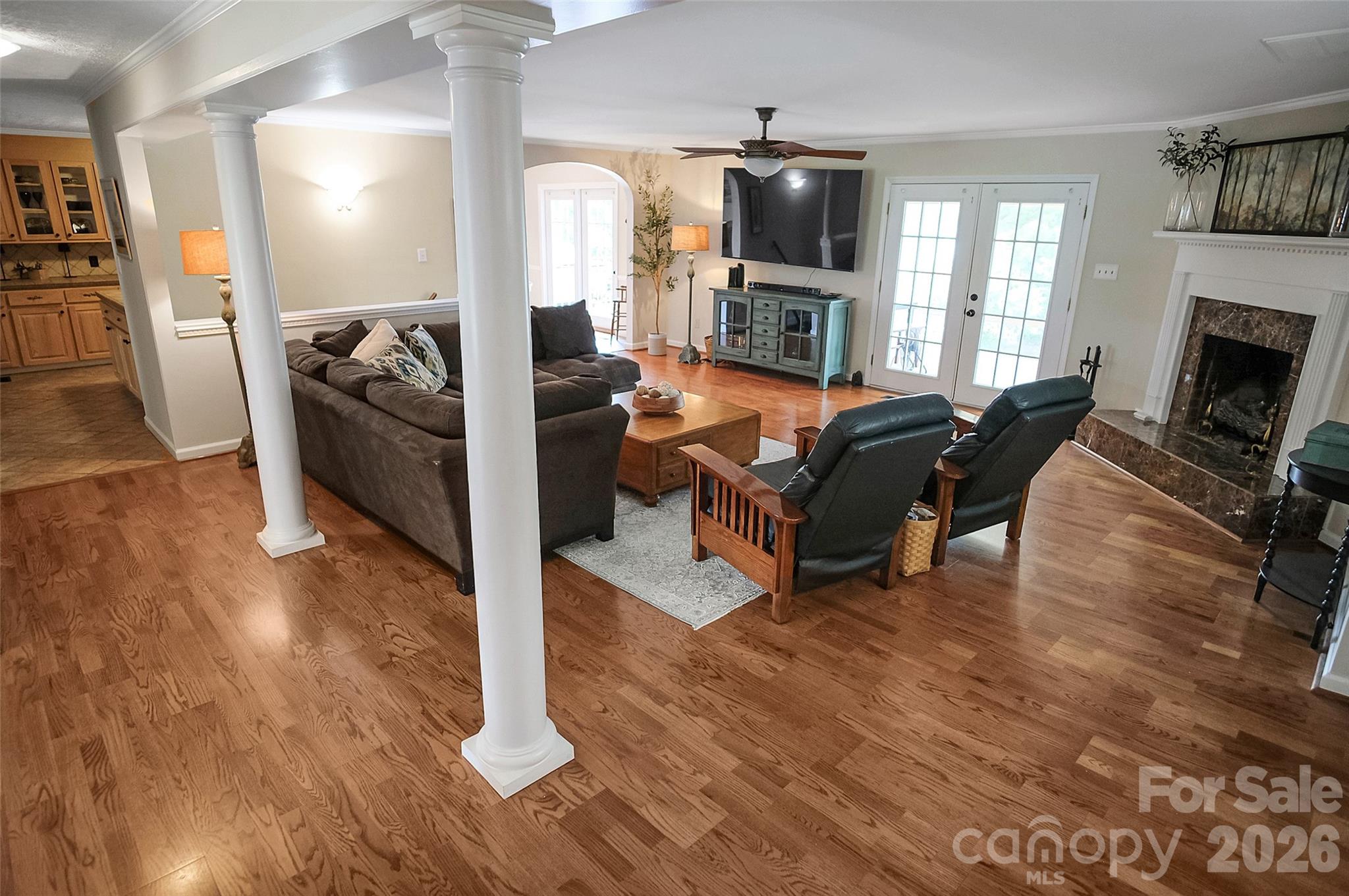 104 Doral Court Property Photo 8