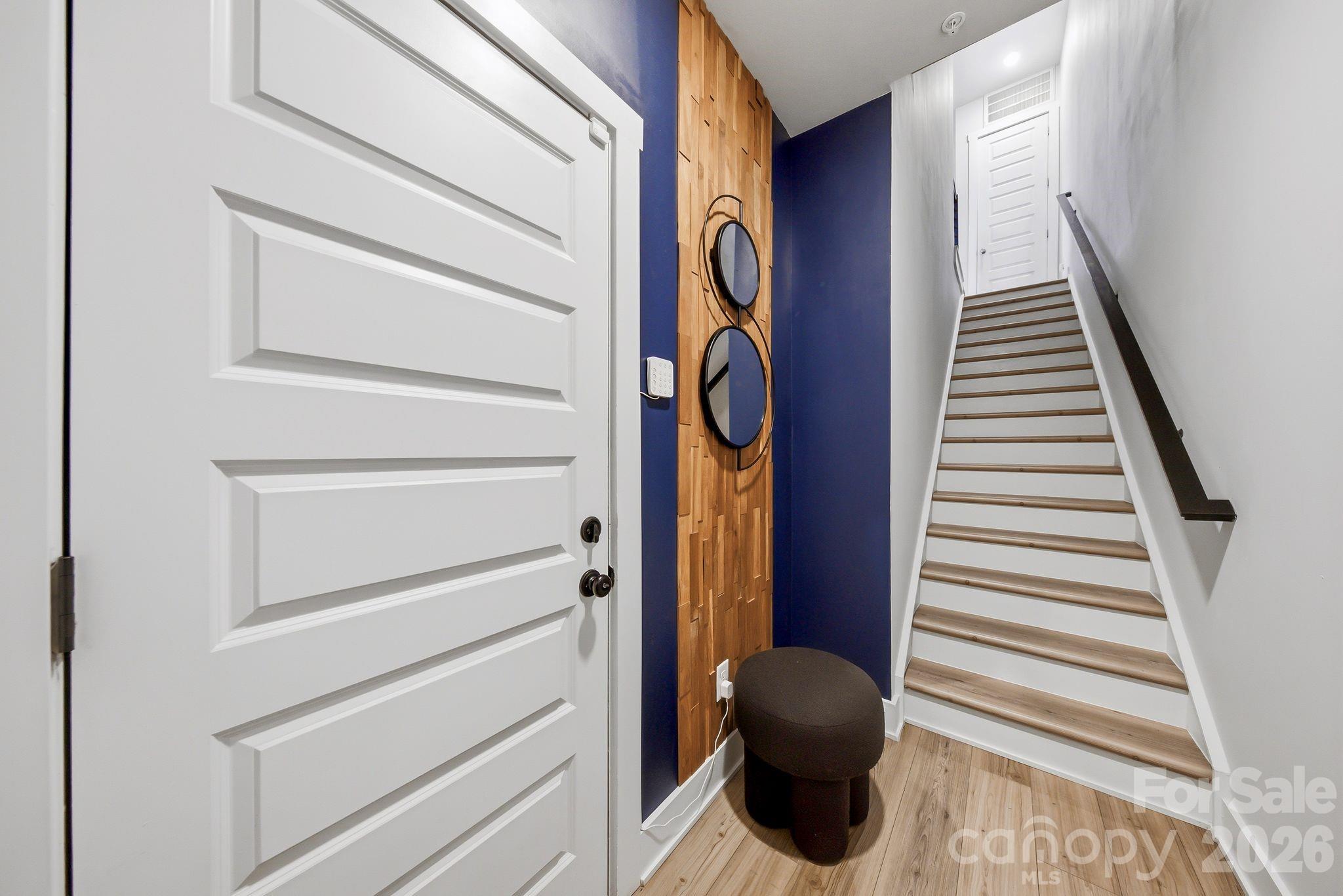 2120 Terwilliger Terrace Property Photo 42