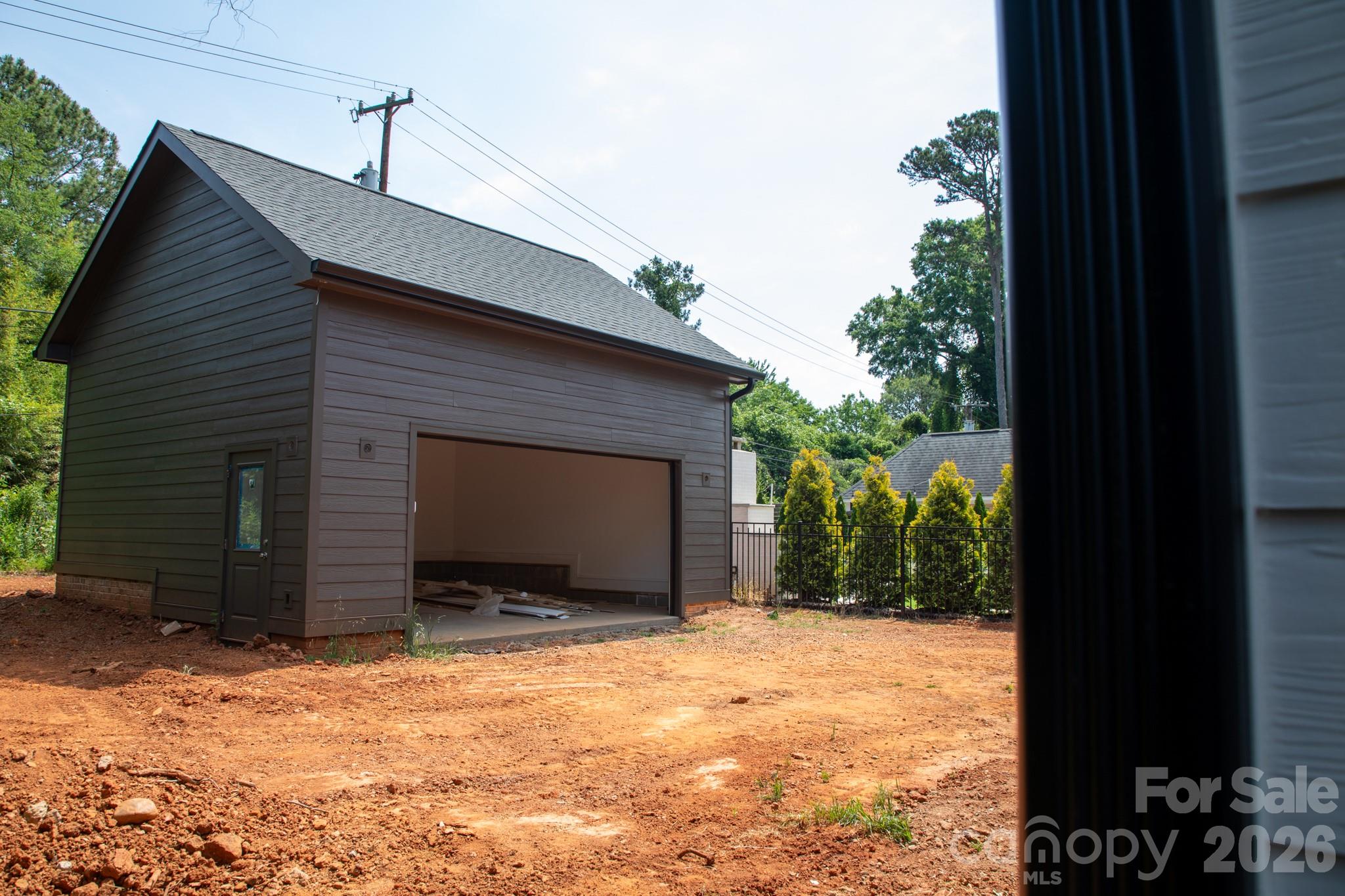 2205 Shenandoah Avenue Property Photo 4