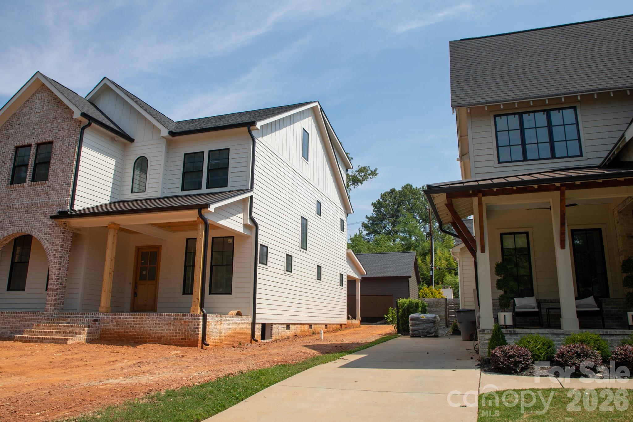 2205 Shenandoah Avenue Property Photo 5