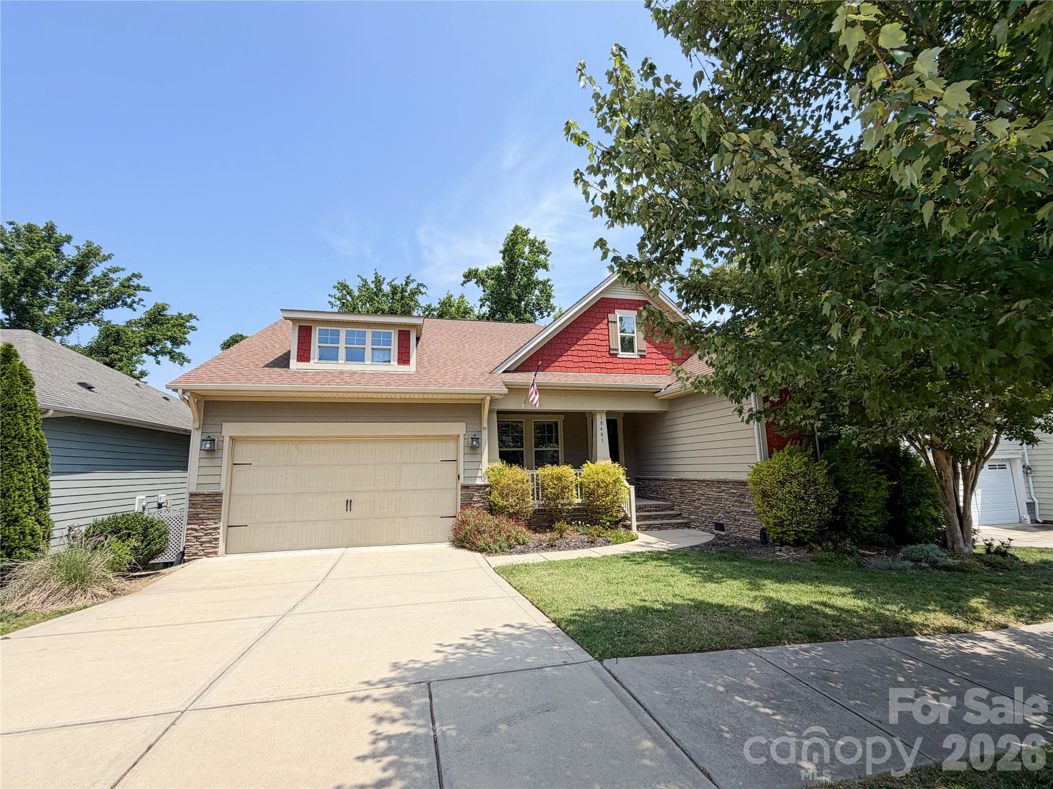 10403 Drake Hill Drive Property Photo 2