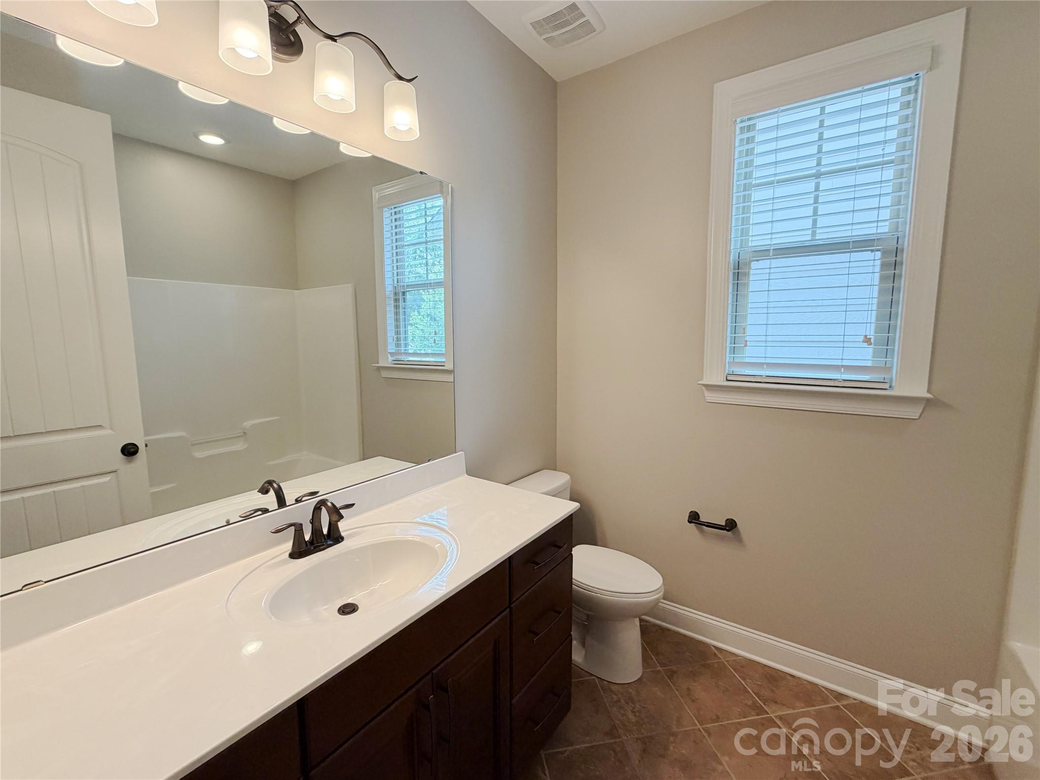10403 Drake Hill Drive Property Photo 8