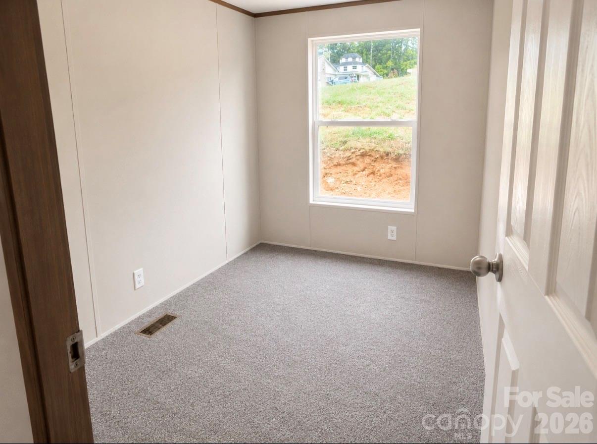 182 Left Fork Road Property Photo 5