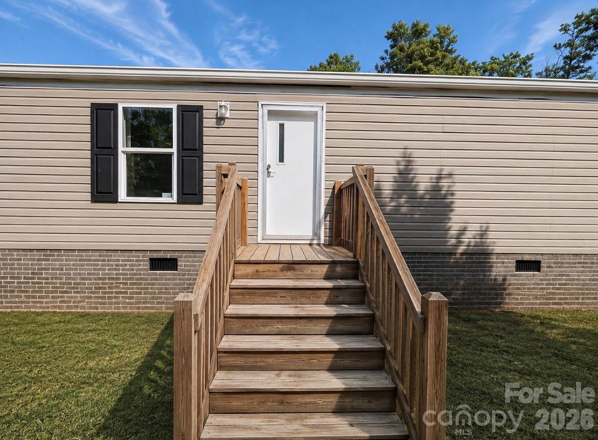 182 Left Fork Road Property Photo 9