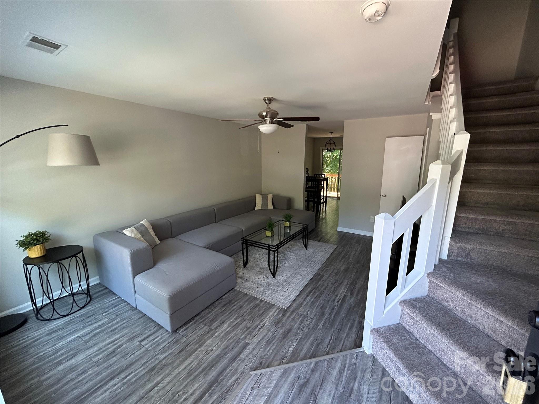 6466 Windsor Gate Lane Property Photo 4