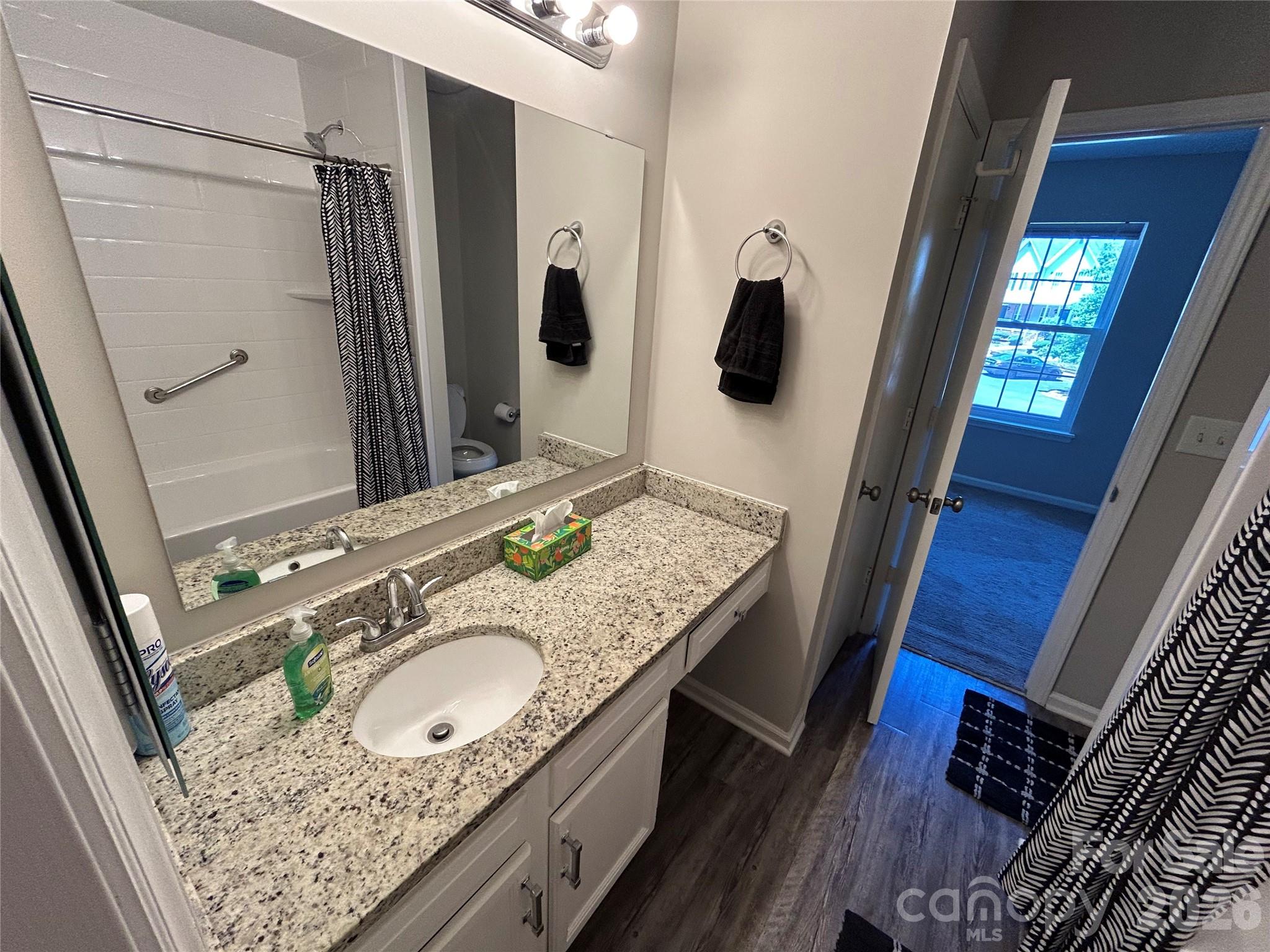 6466 Windsor Gate Lane Property Photo 24