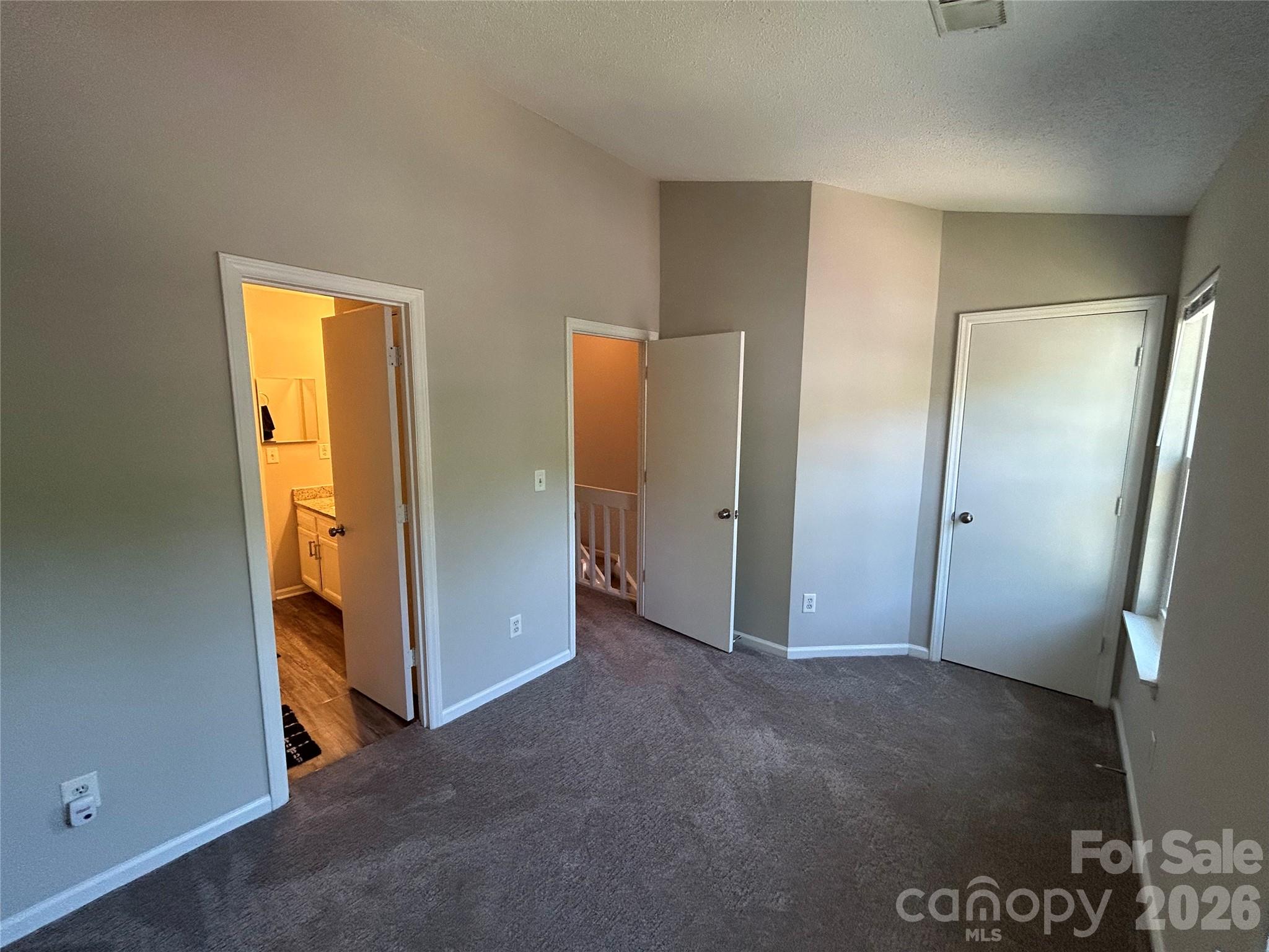 6466 Windsor Gate Lane Property Photo 27