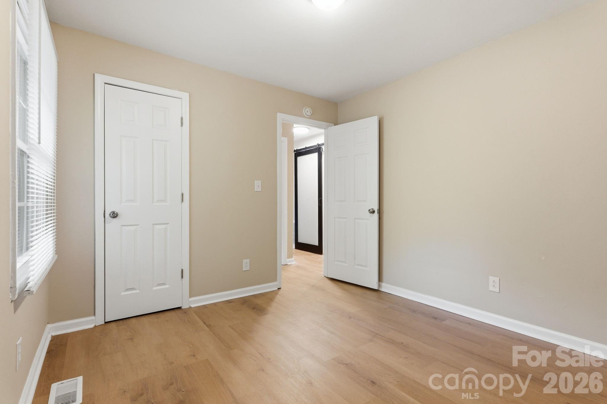 364 Leafmore Drive Property Photo 11