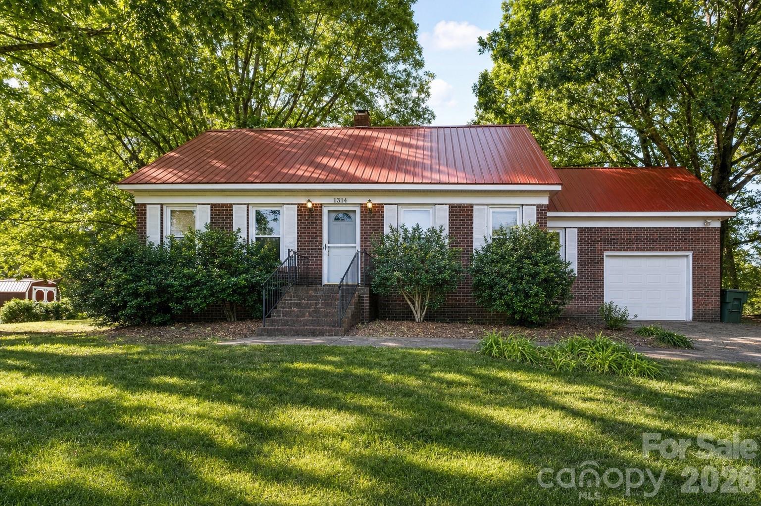 1314 Shady Oak Trail Property Photo 1