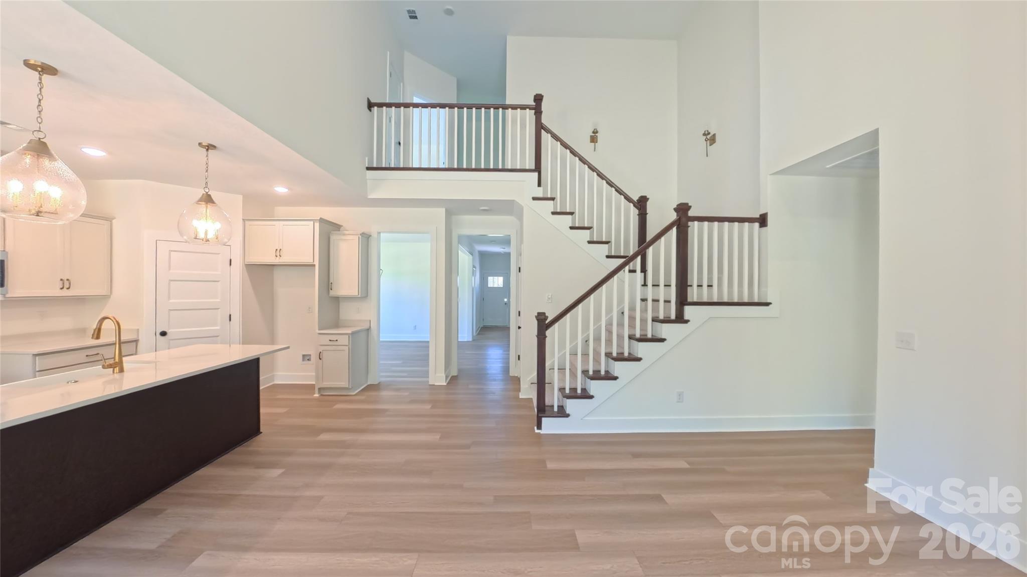 3099 Meadowcrest Drive Property Photo 12