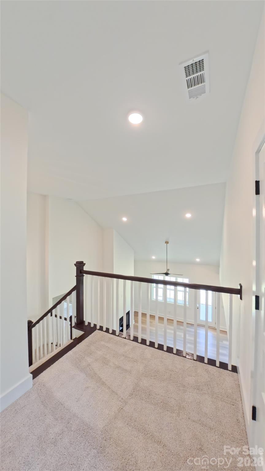 3099 Meadowcrest Drive Property Photo 26