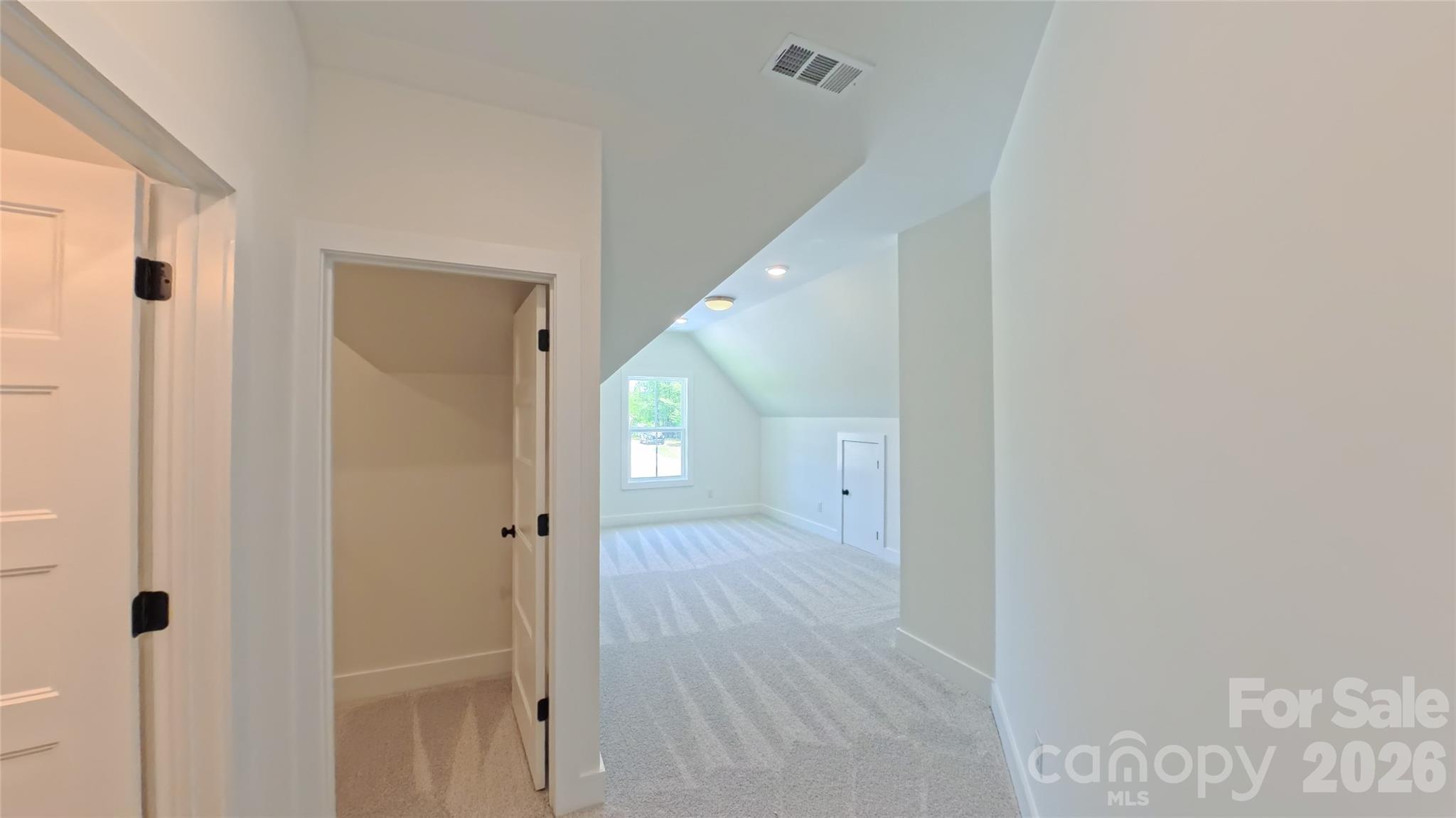 3099 Meadowcrest Drive Property Photo 33
