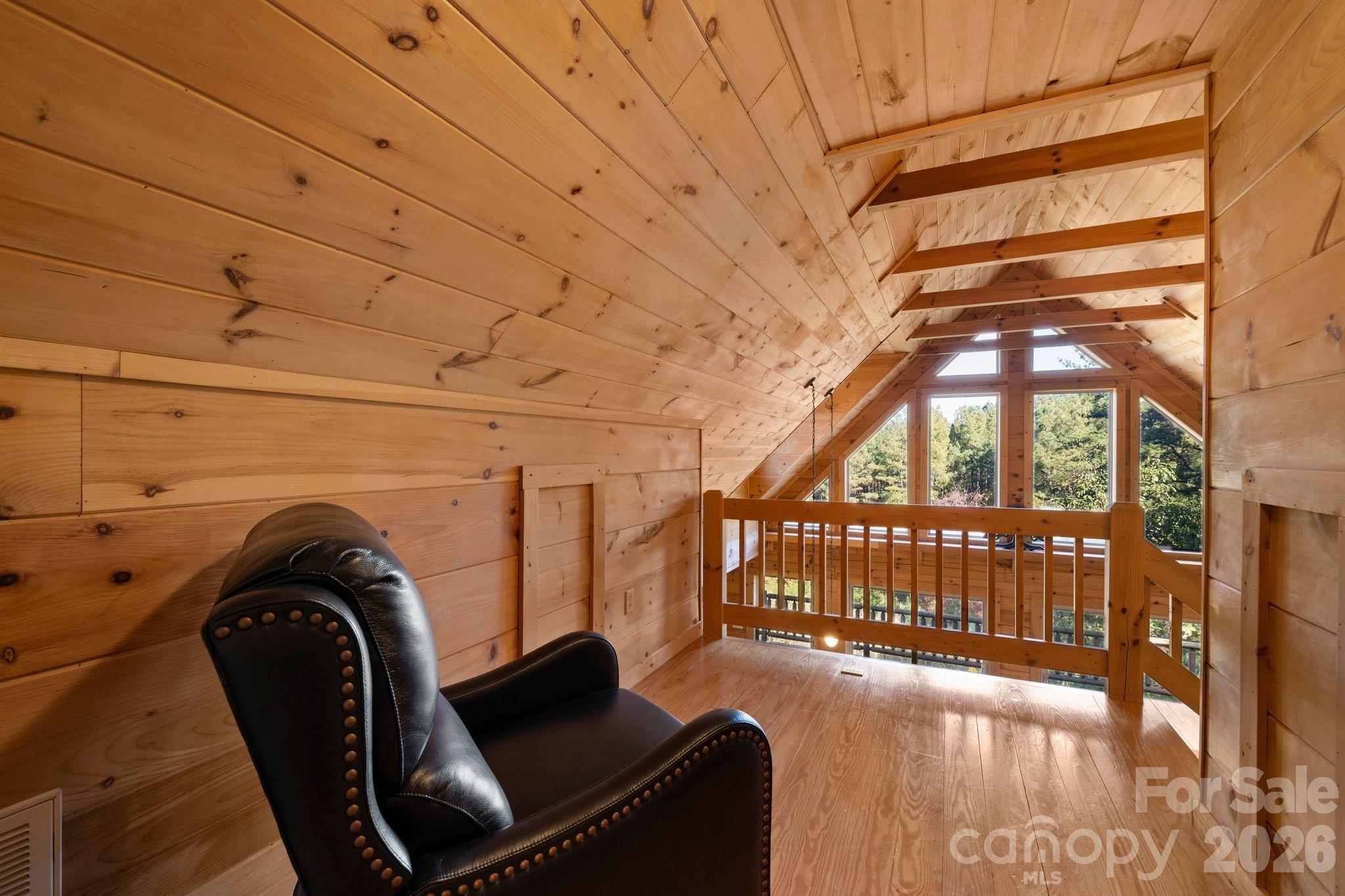 105 Palisade Drive Property Photo 21