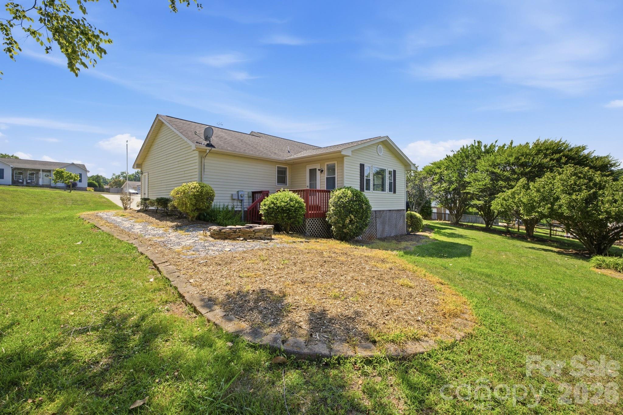 3842 Serenity Drive Property Photo 4