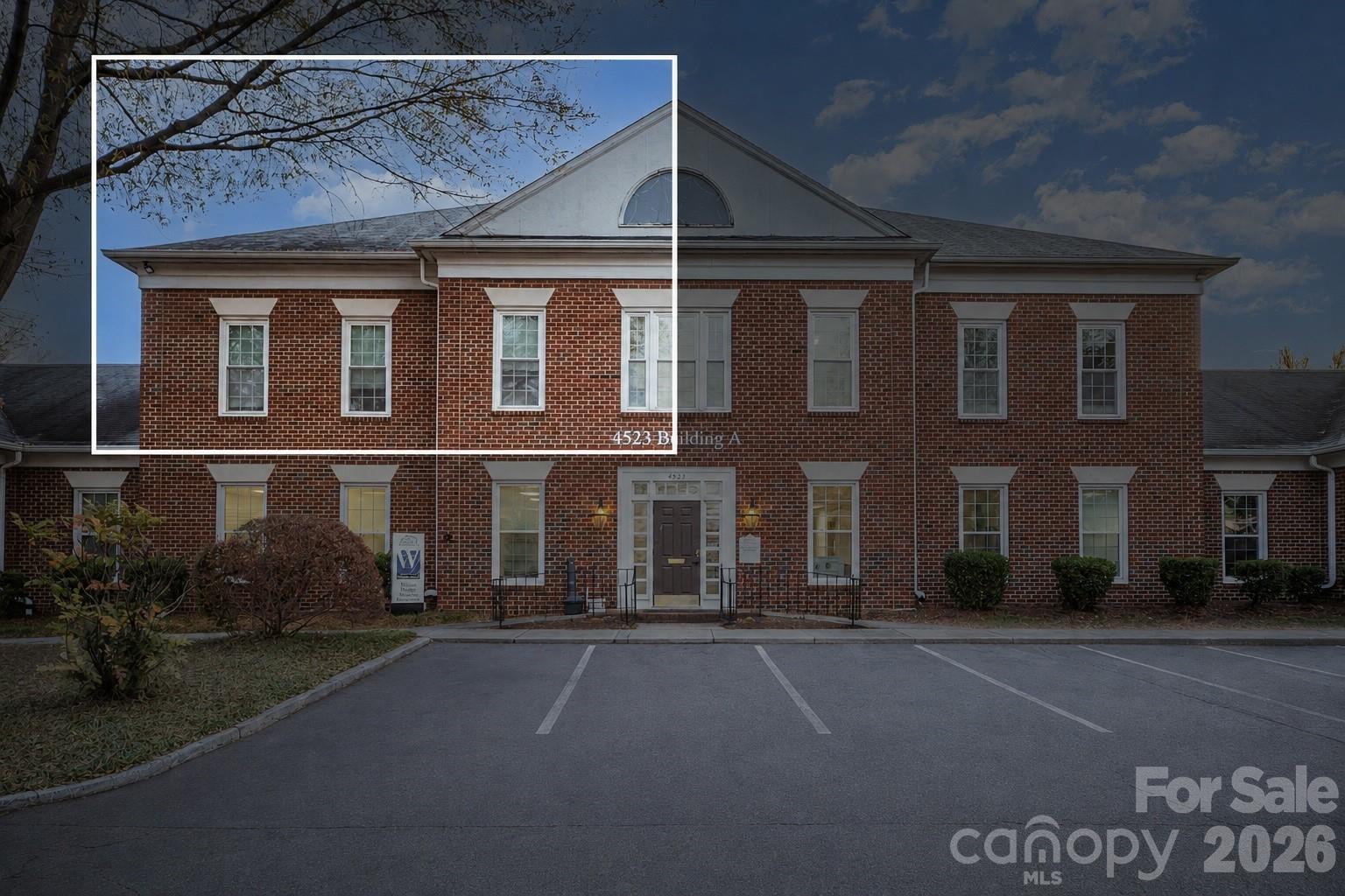 4523 Park Road A201 Property Photo 2