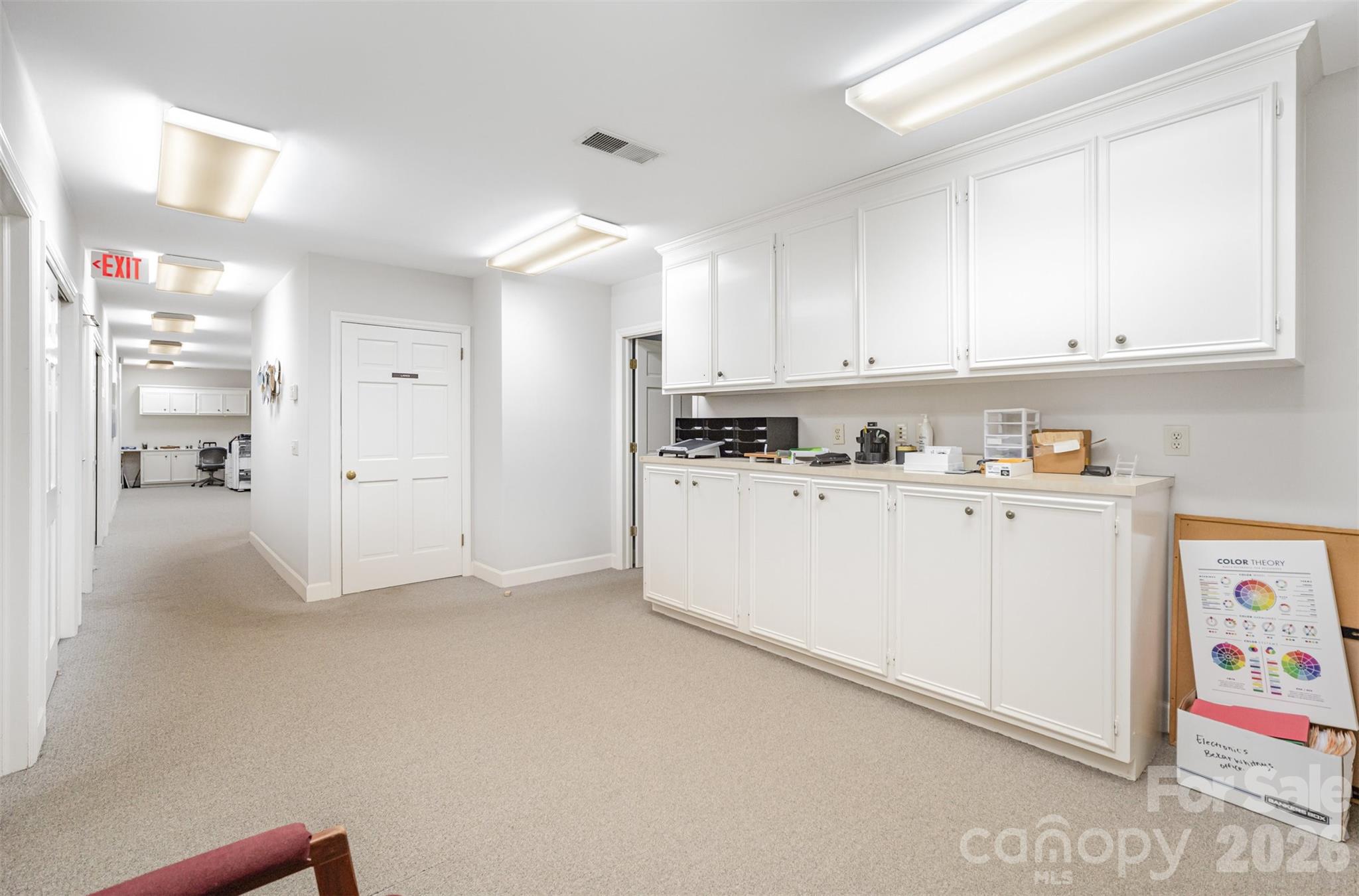 4523 Park Road A201 Property Photo 10