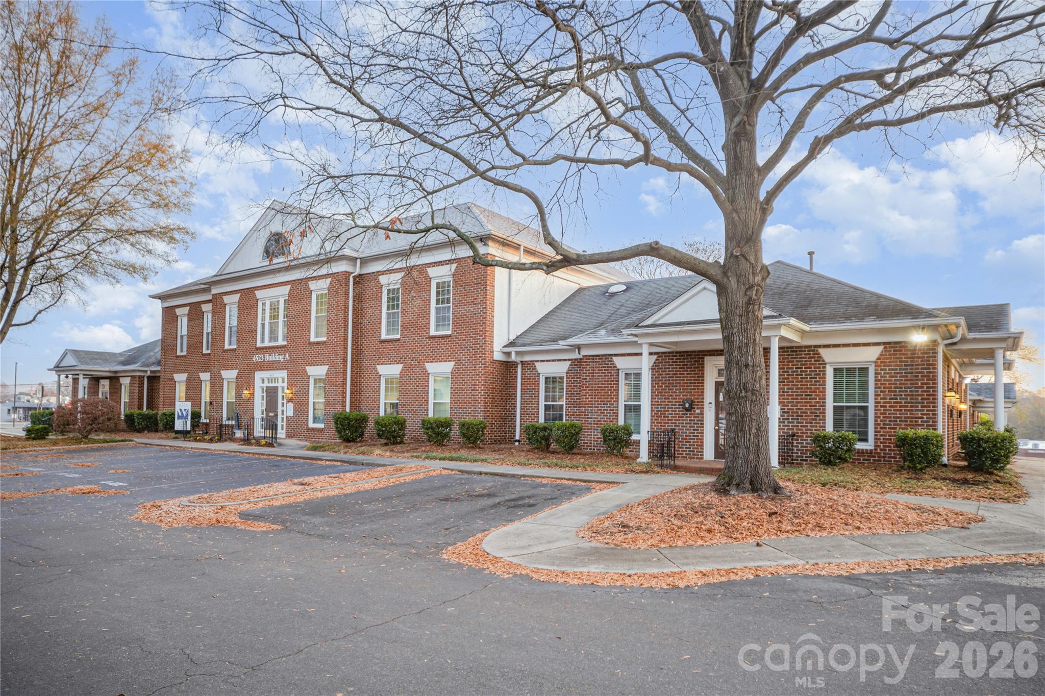 4523 Park Road A201 Property Photo 11