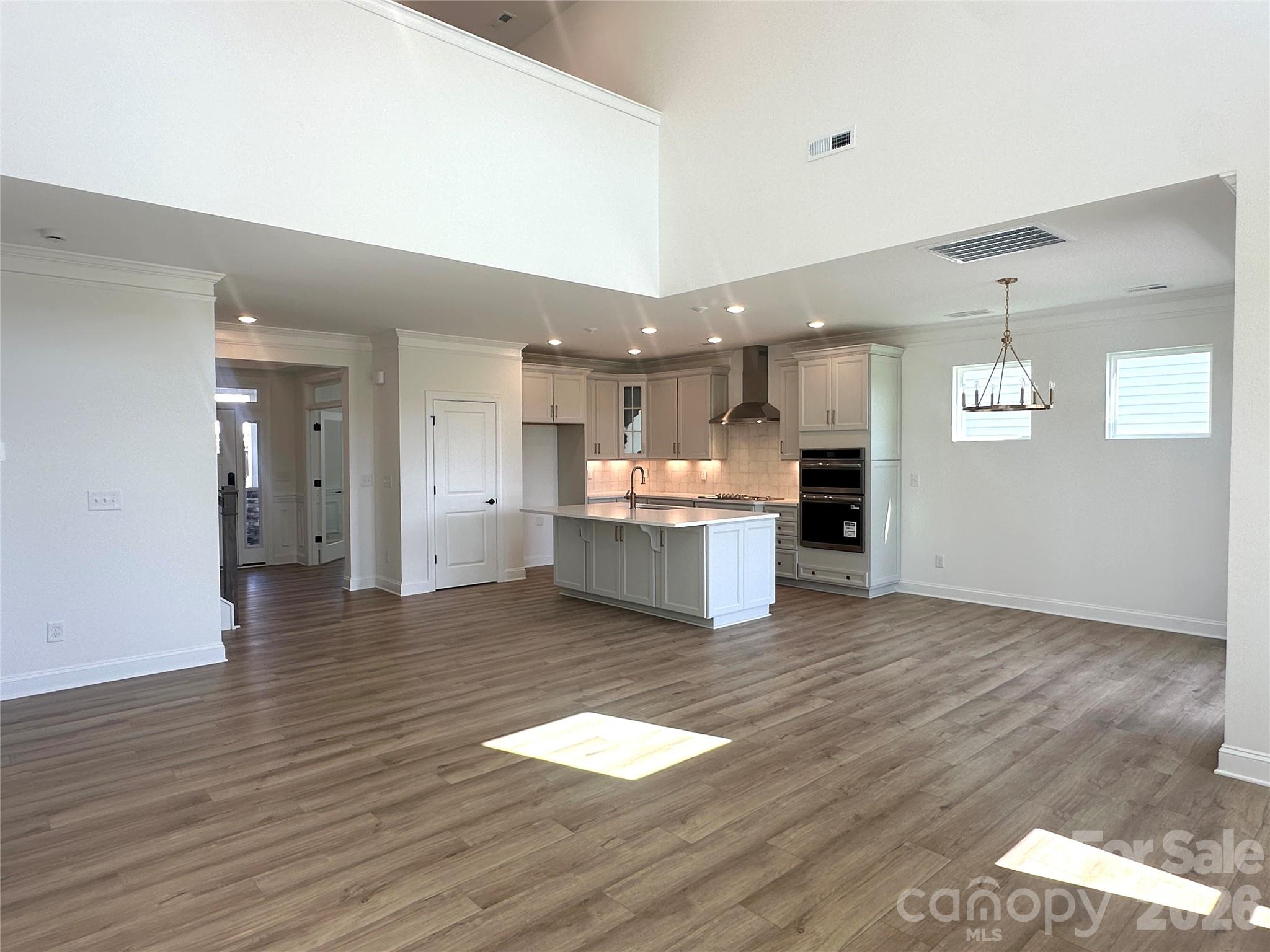 119 Swing Lane Property Photo 5