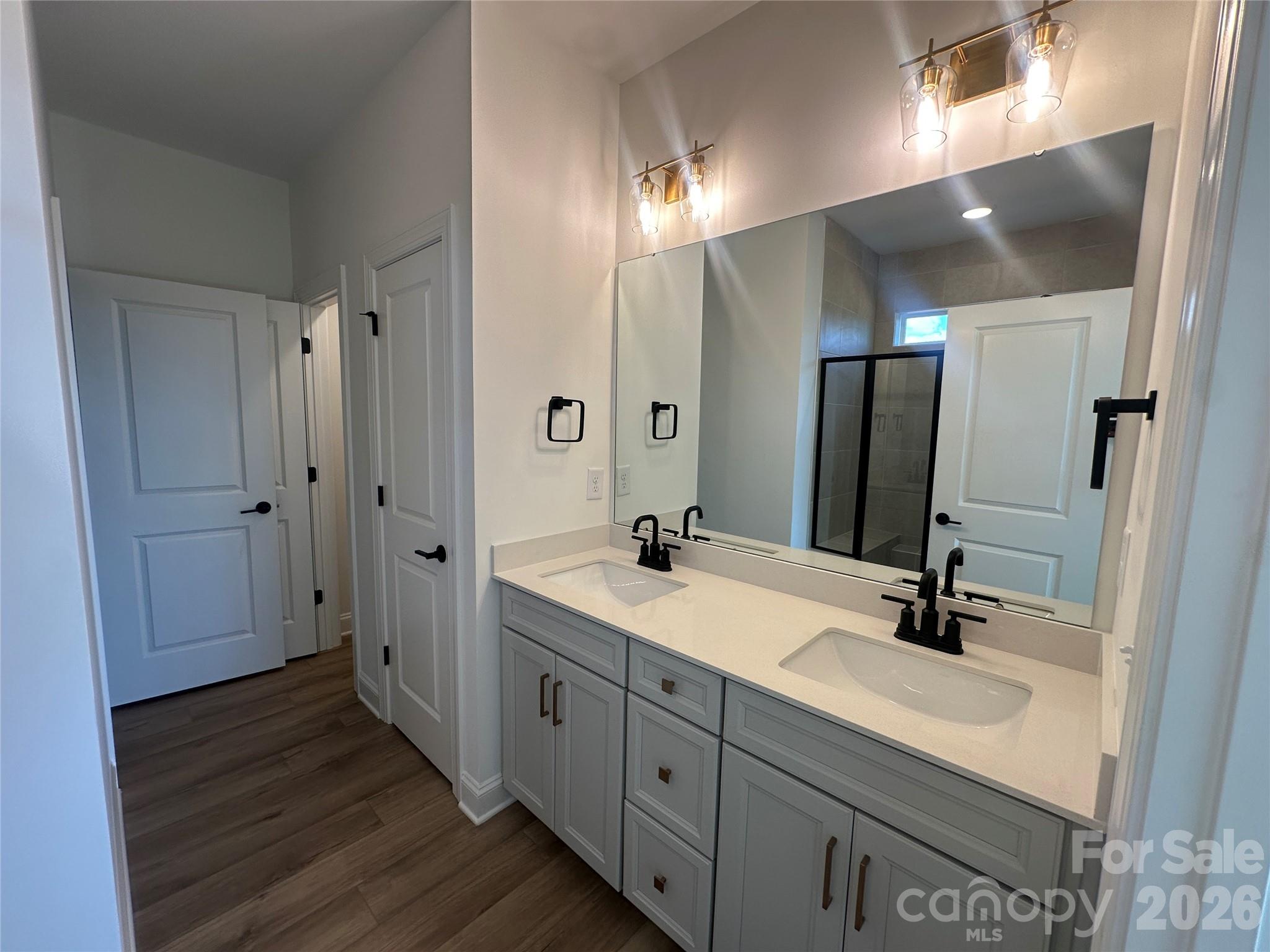 119 Swing Lane Property Photo 7