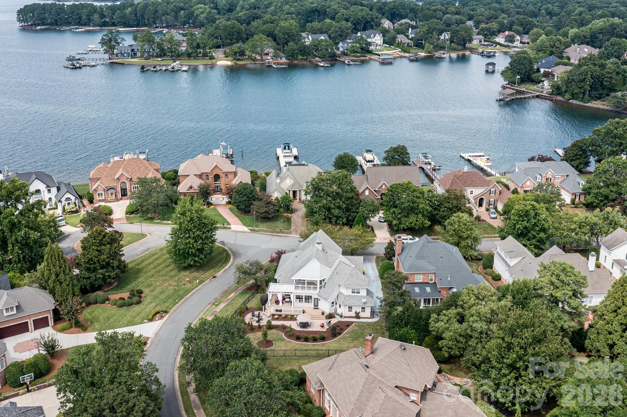 17626 Spinnakers Reach Drive Property Photo 1