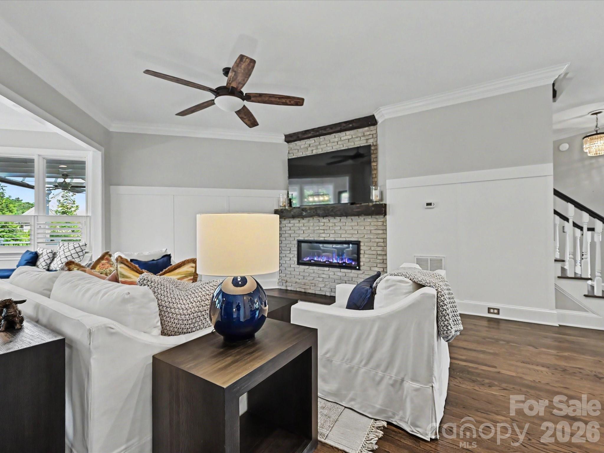 17626 Spinnakers Reach Drive Property Photo 11