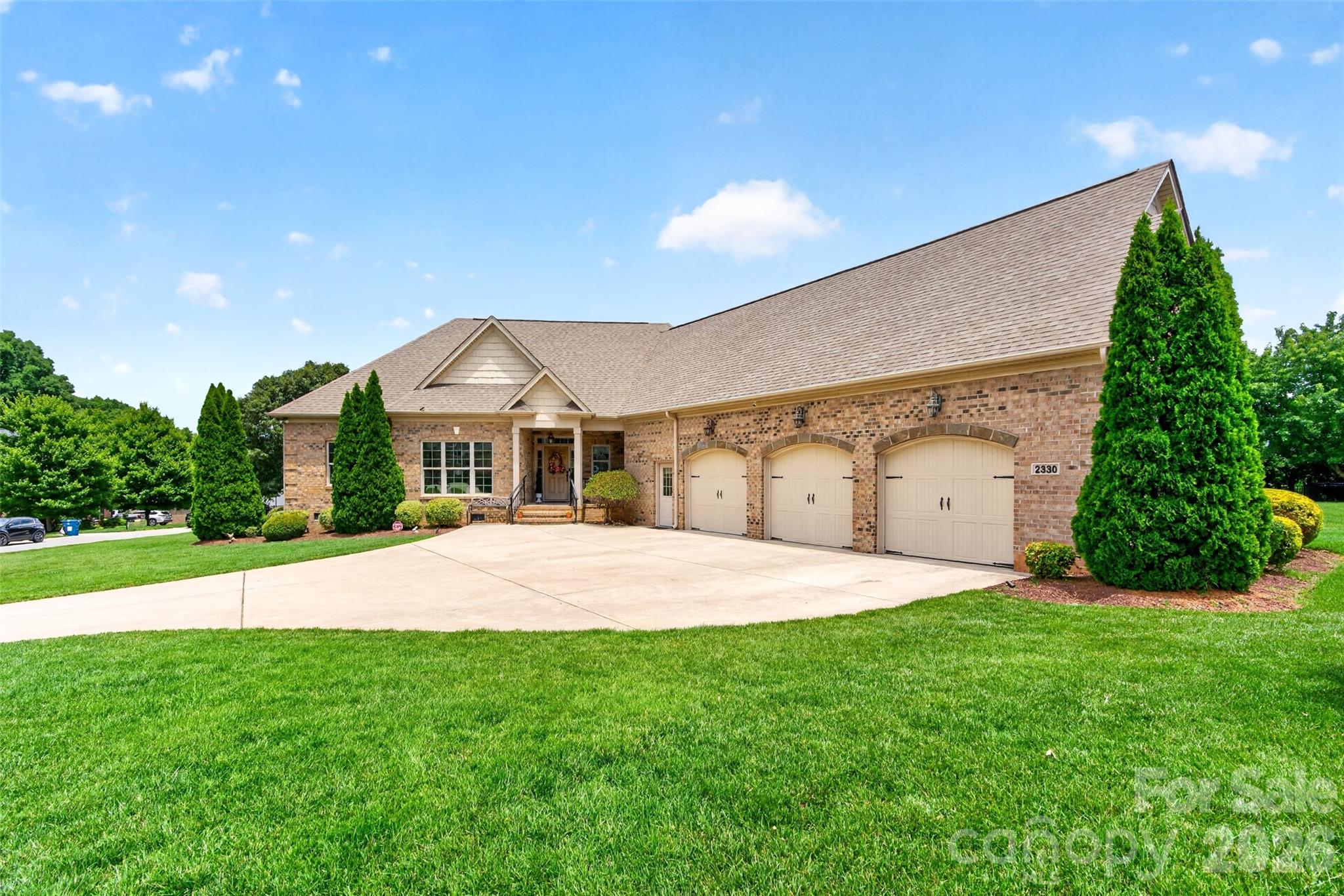 2330 Shiny Leaf Drive Property Photo 1