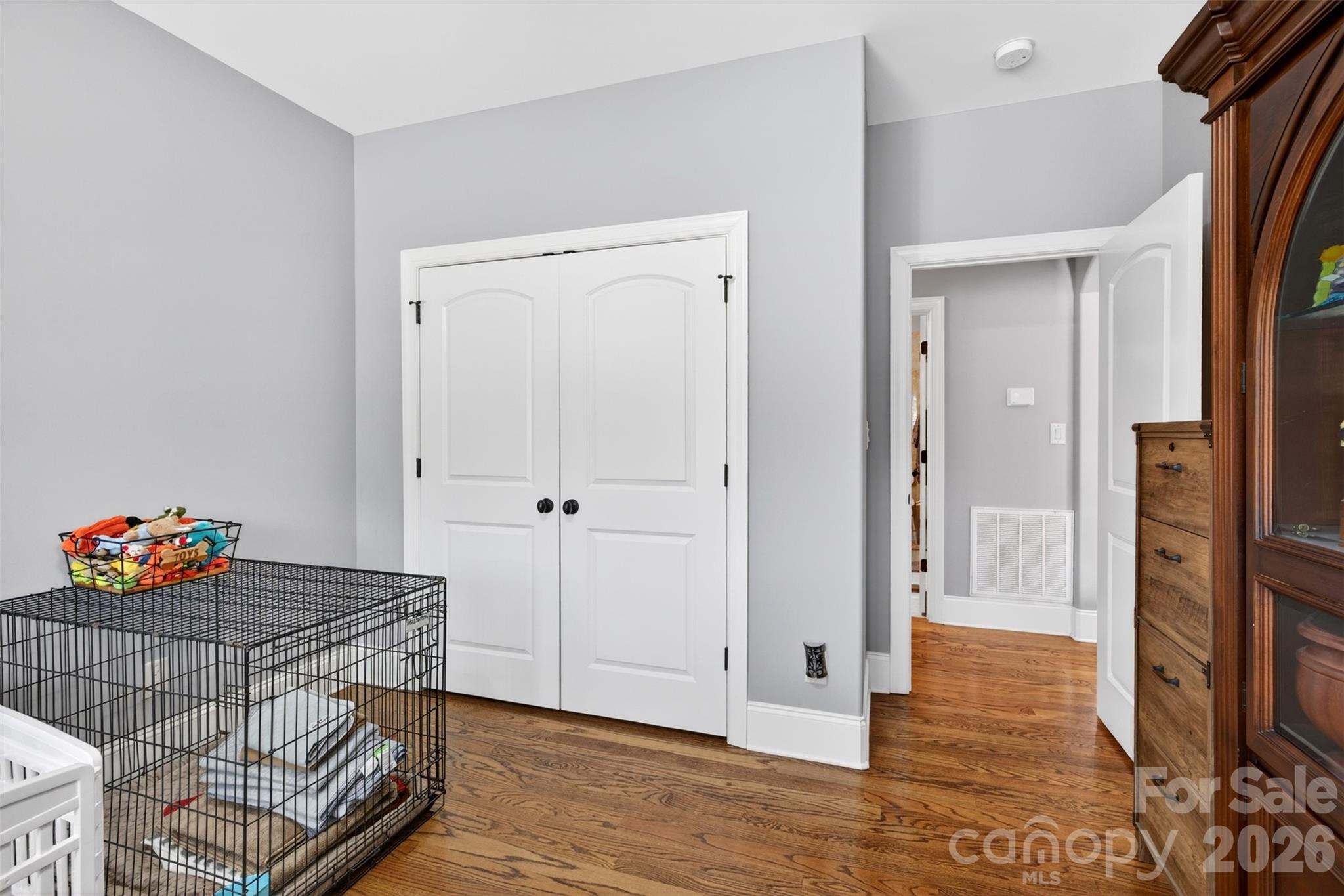 2330 Shiny Leaf Drive Property Photo 27