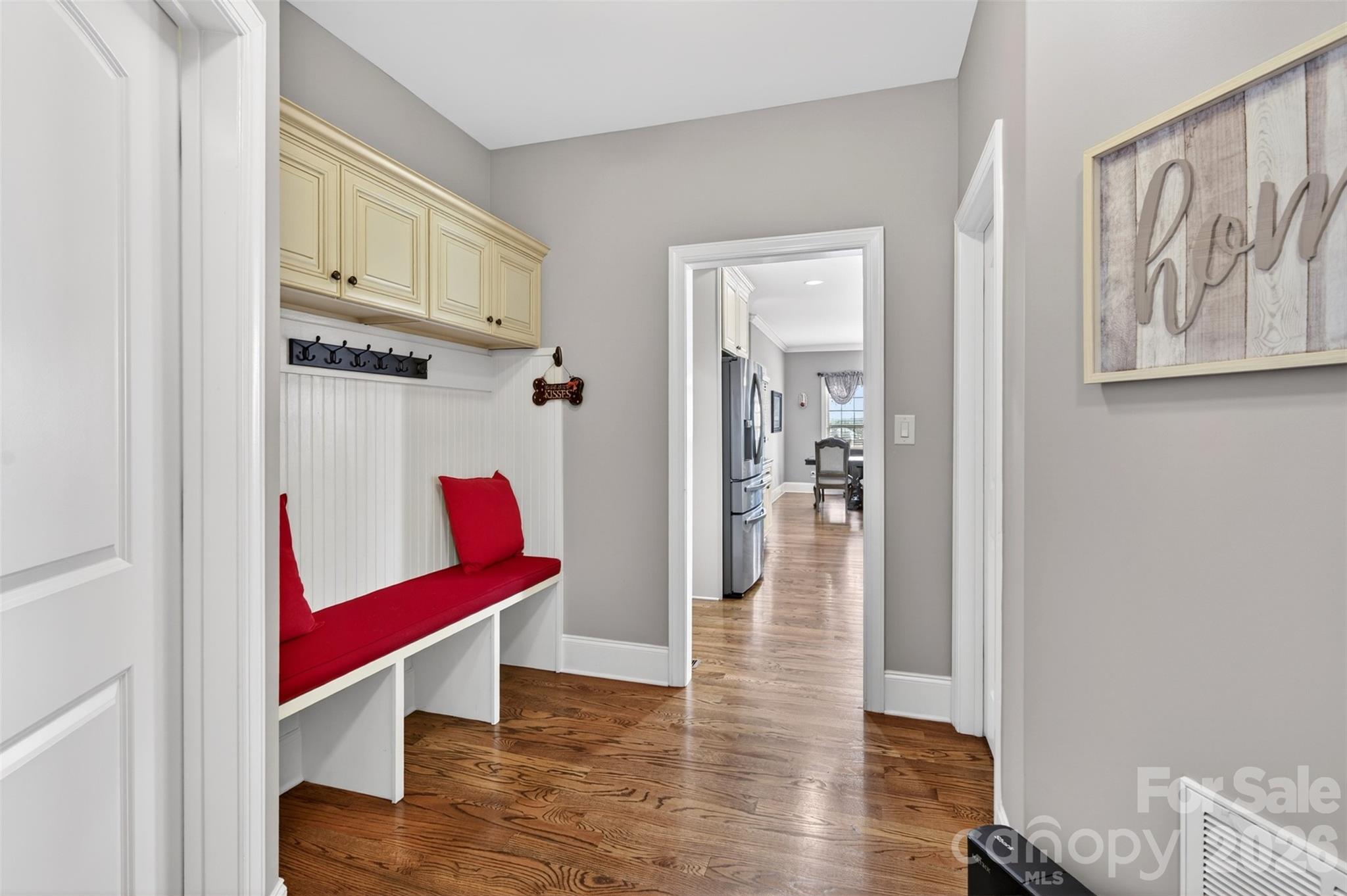 2330 Shiny Leaf Drive Property Photo 31