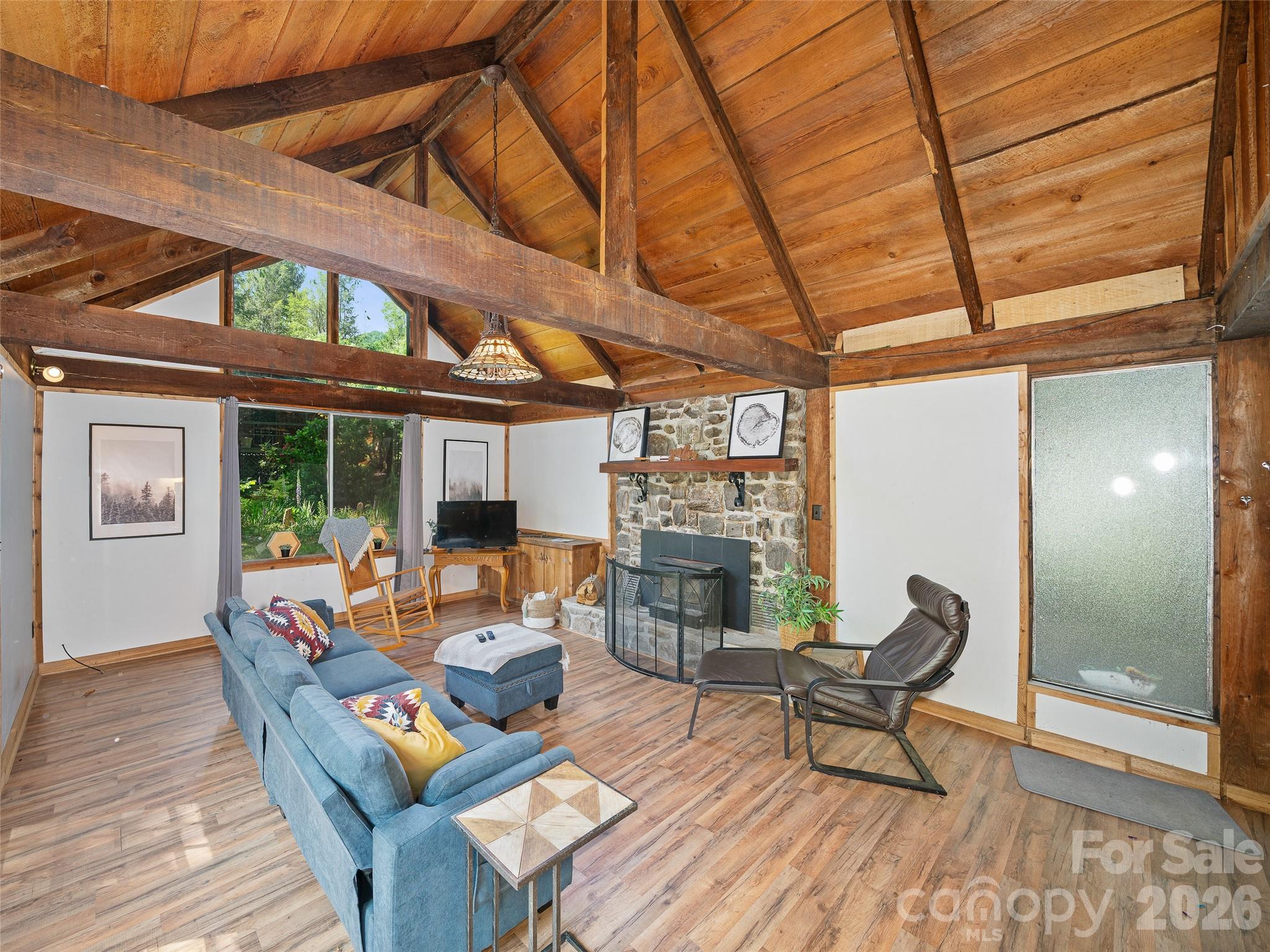 137 Mountain Farm Road Property Photo 7