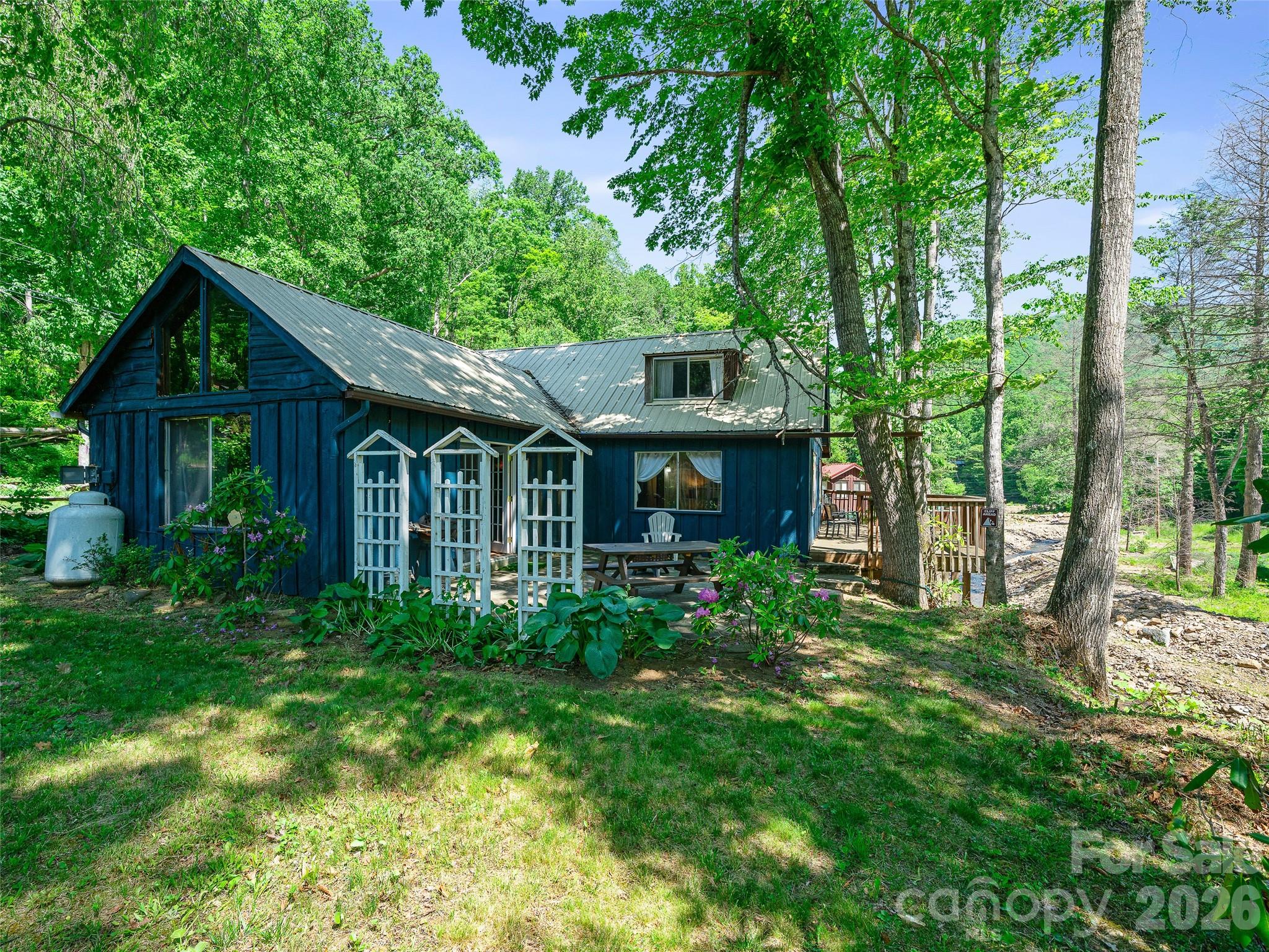 137 Mountain Farm Road Property Photo 28